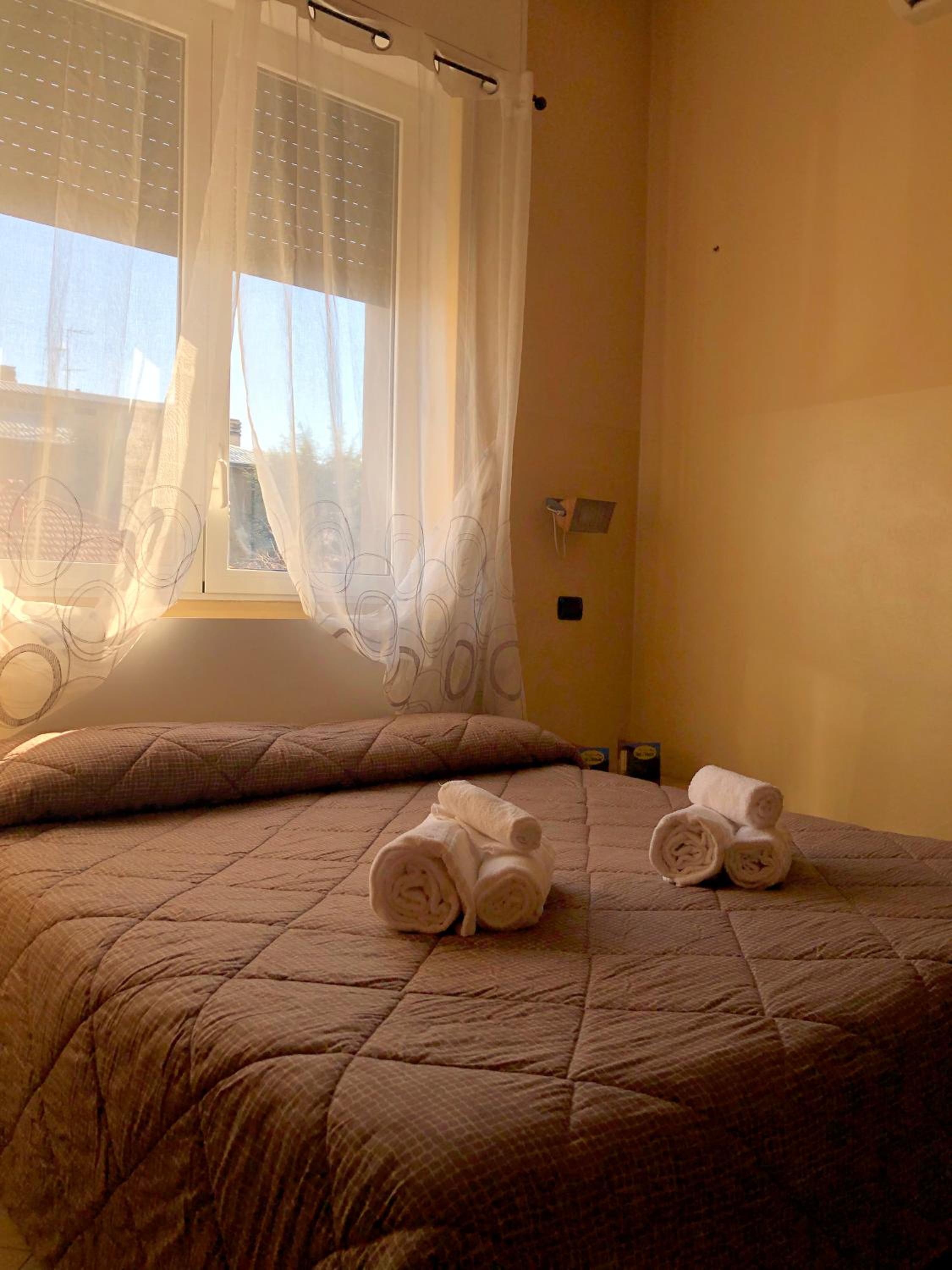 Double Room - Photo 5