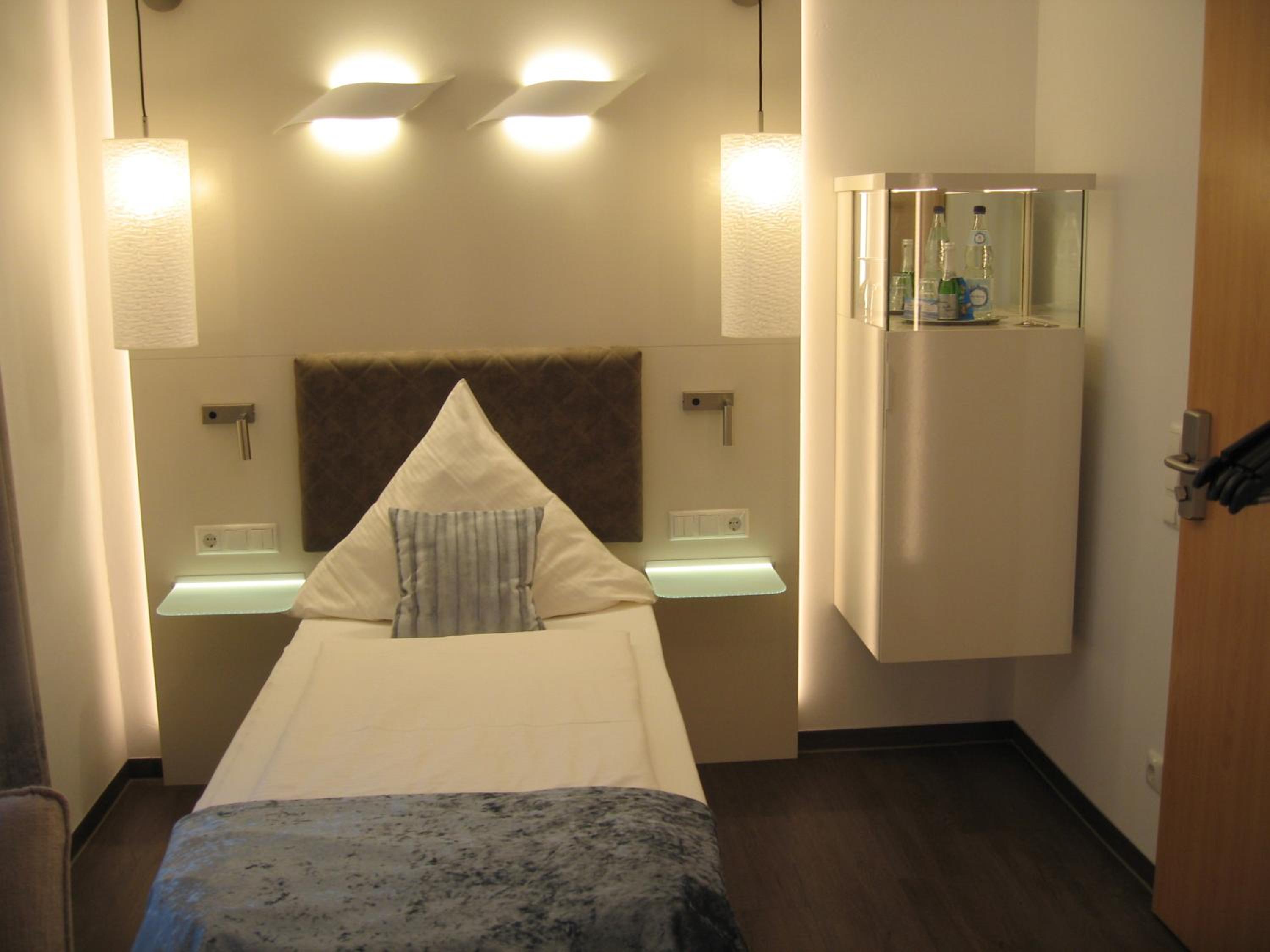 Standard Single Room