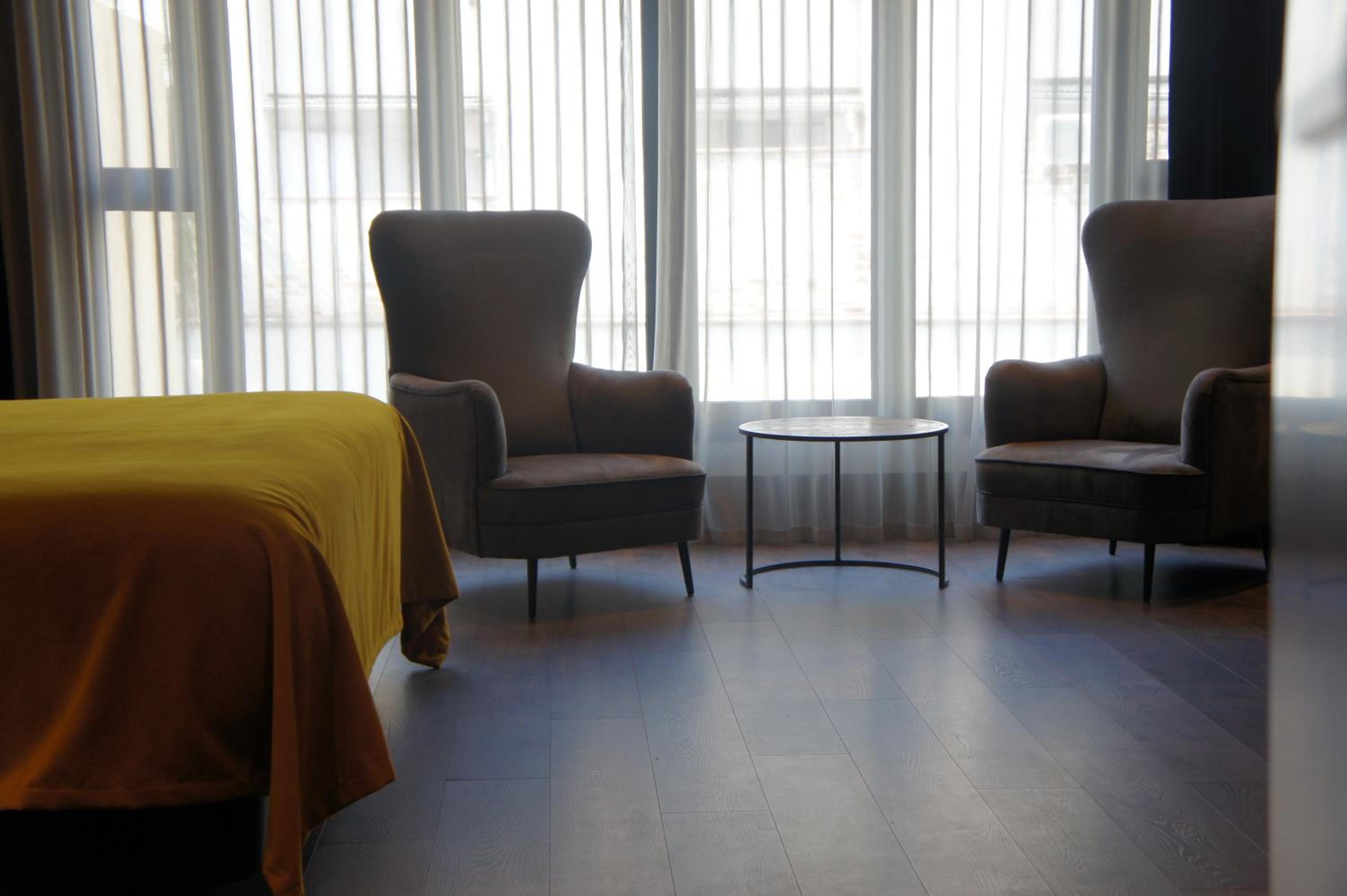 Superior Suite - Photo 3