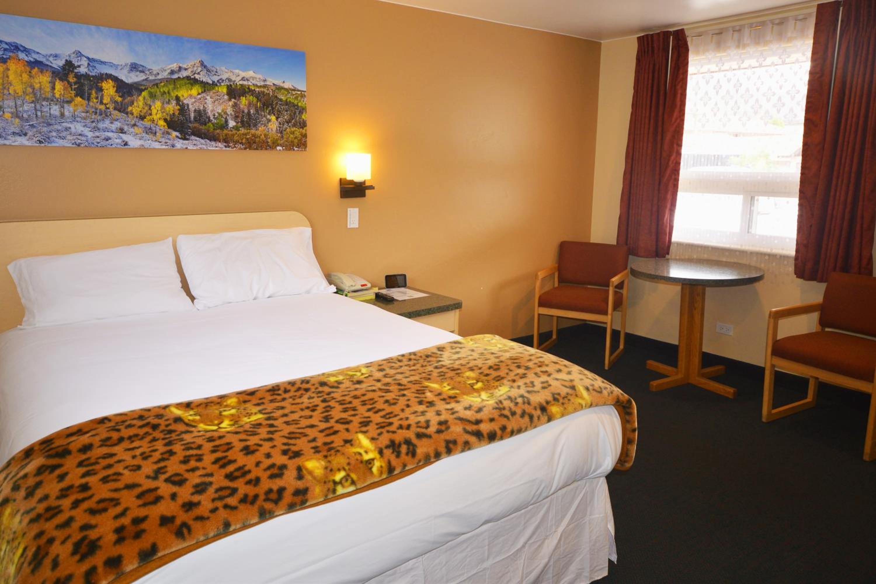 Queen Room - Photo 4
