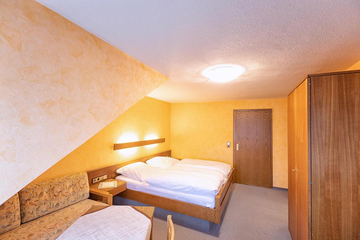 Double Room - Photo 4