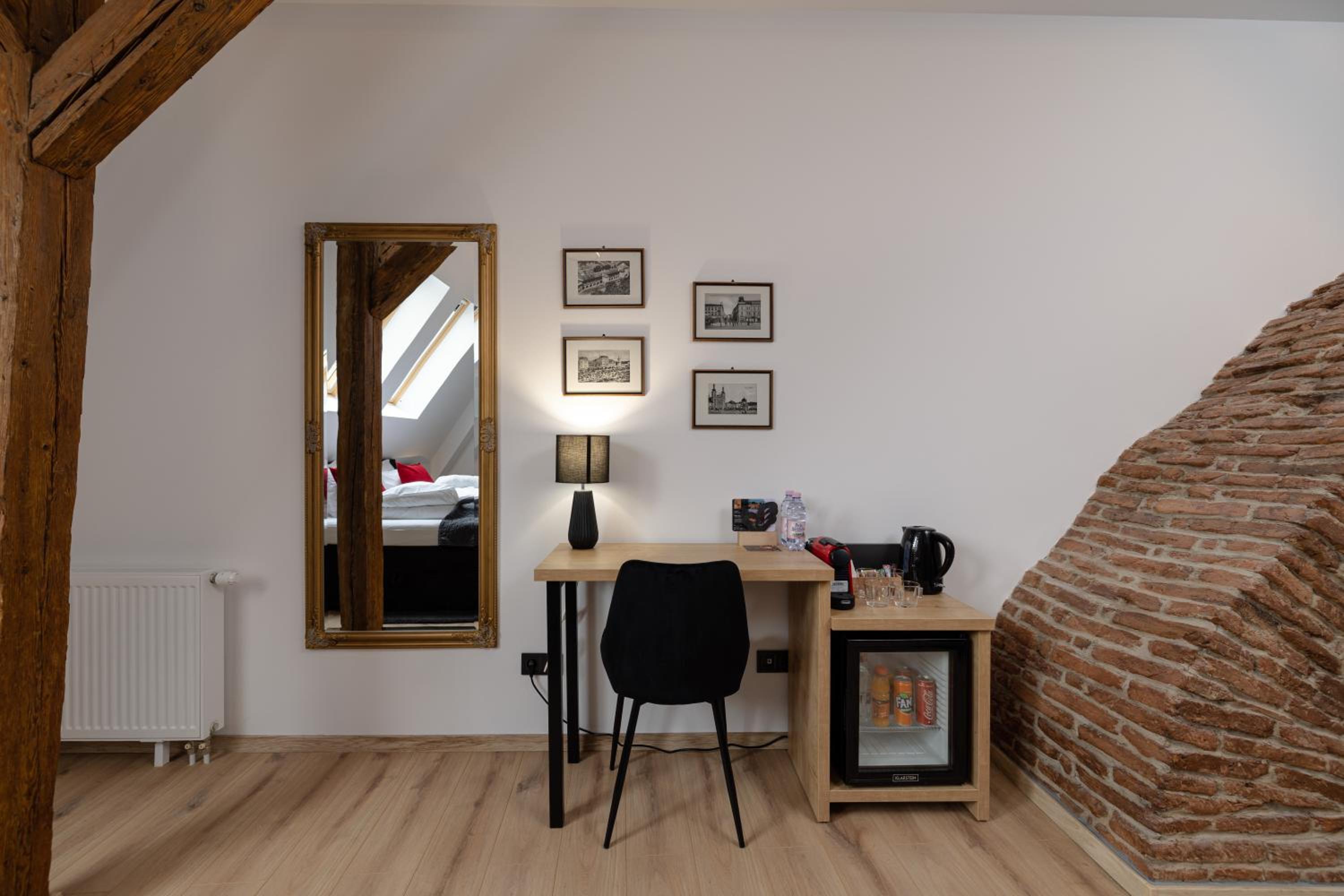 Deluxe Room - Photo 2