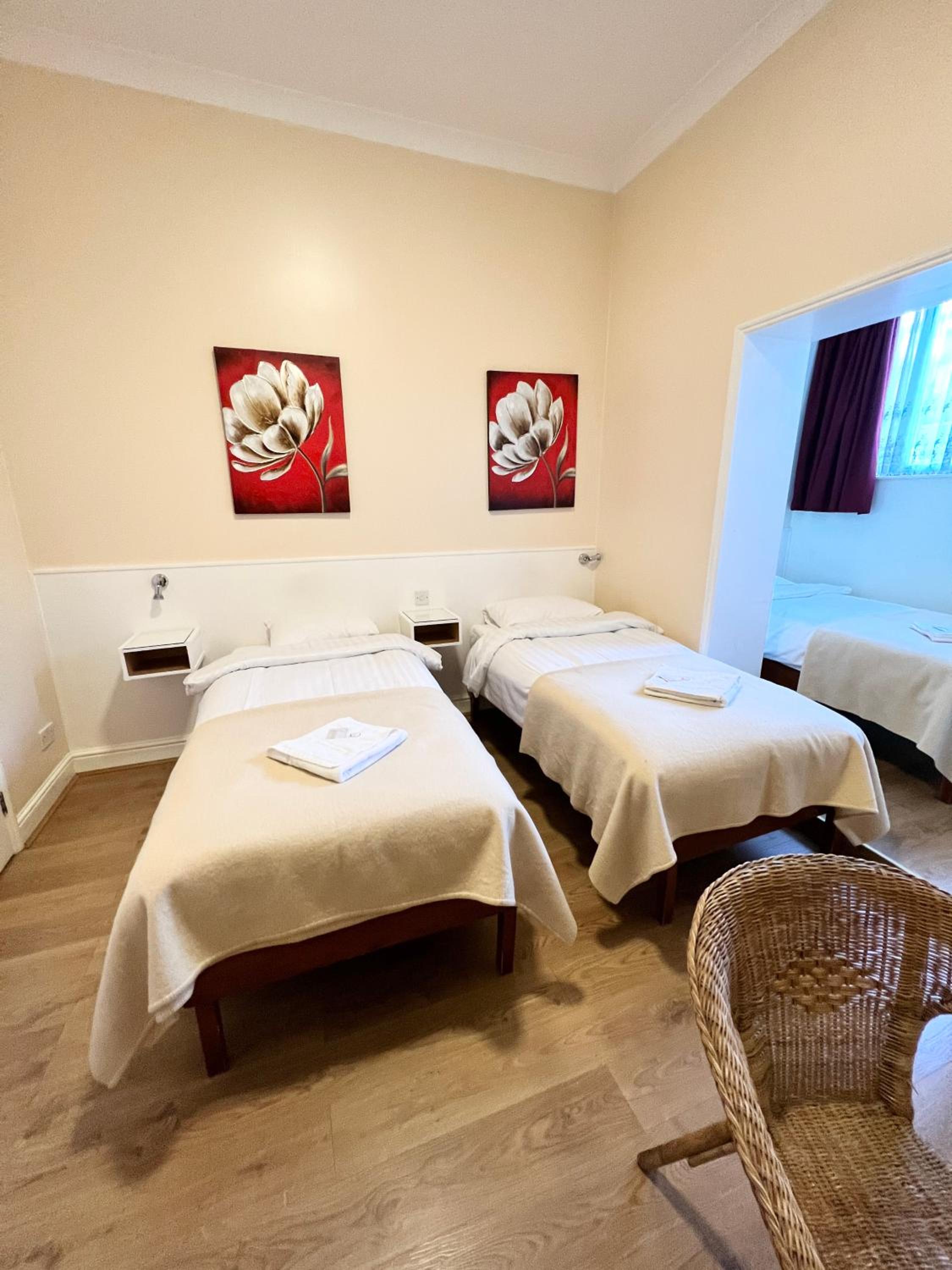 Triple Room with Private Bathroom photo 1