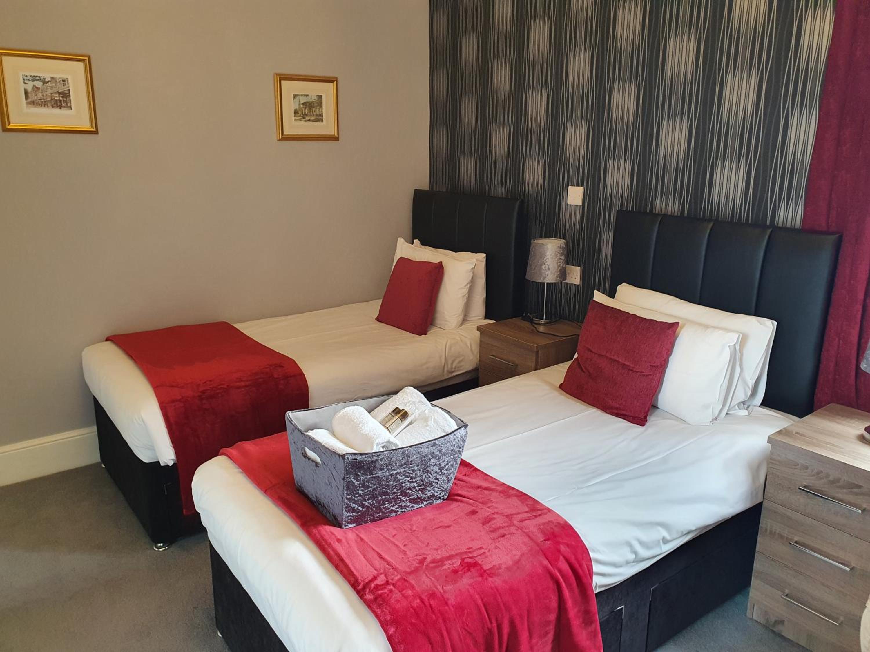 Room 1 - Twin Room - Ground Floor