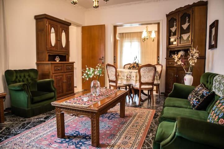 Three-Bedroom Apartment - Photo 4