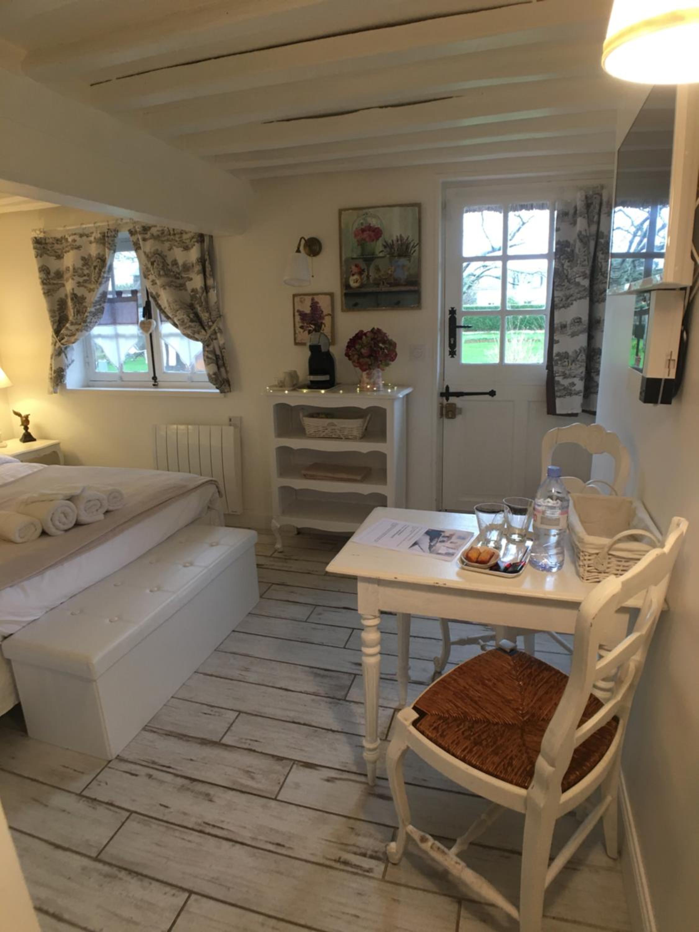 Standard Queen Room with Garden View  photo 2
