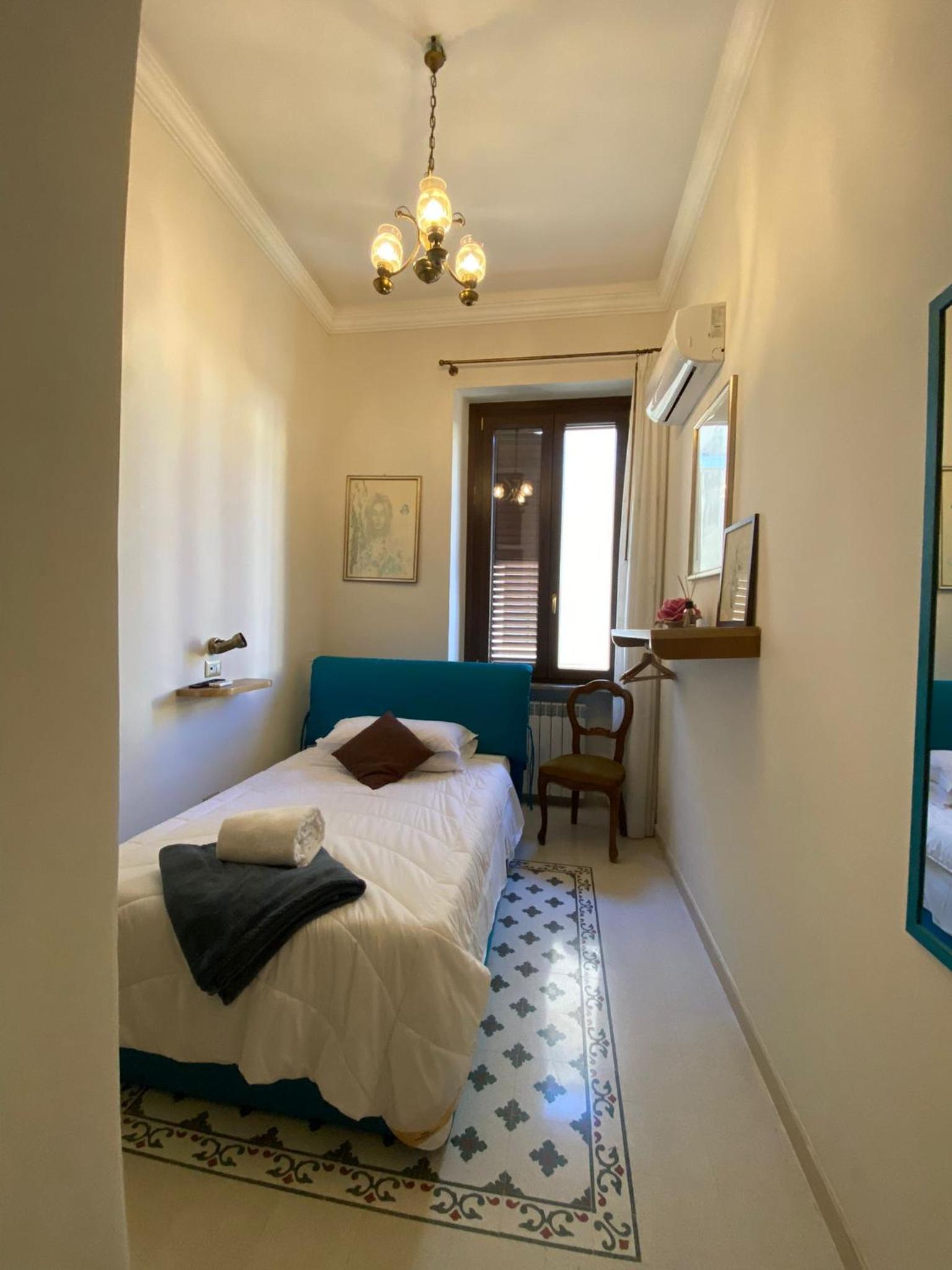 Small Double Room photo 2