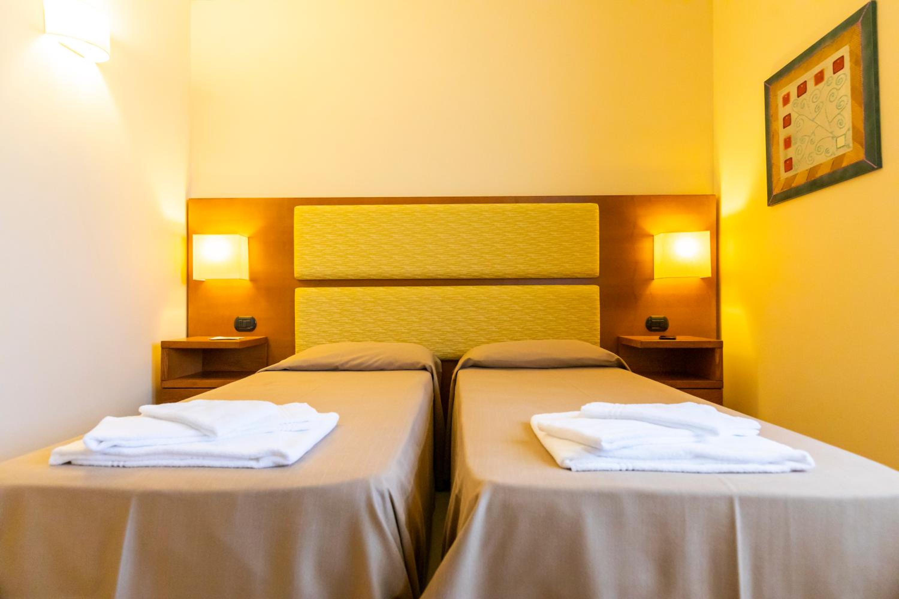 Economy Double or Twin Room - Photo 1