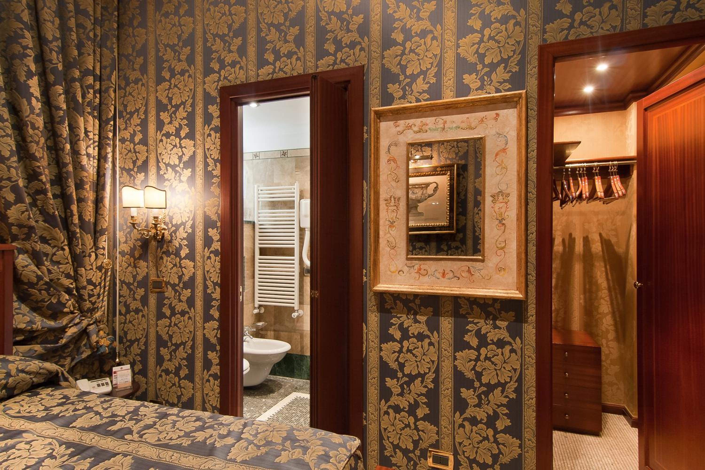 Double or Twin Room with Spa Bath photo 1