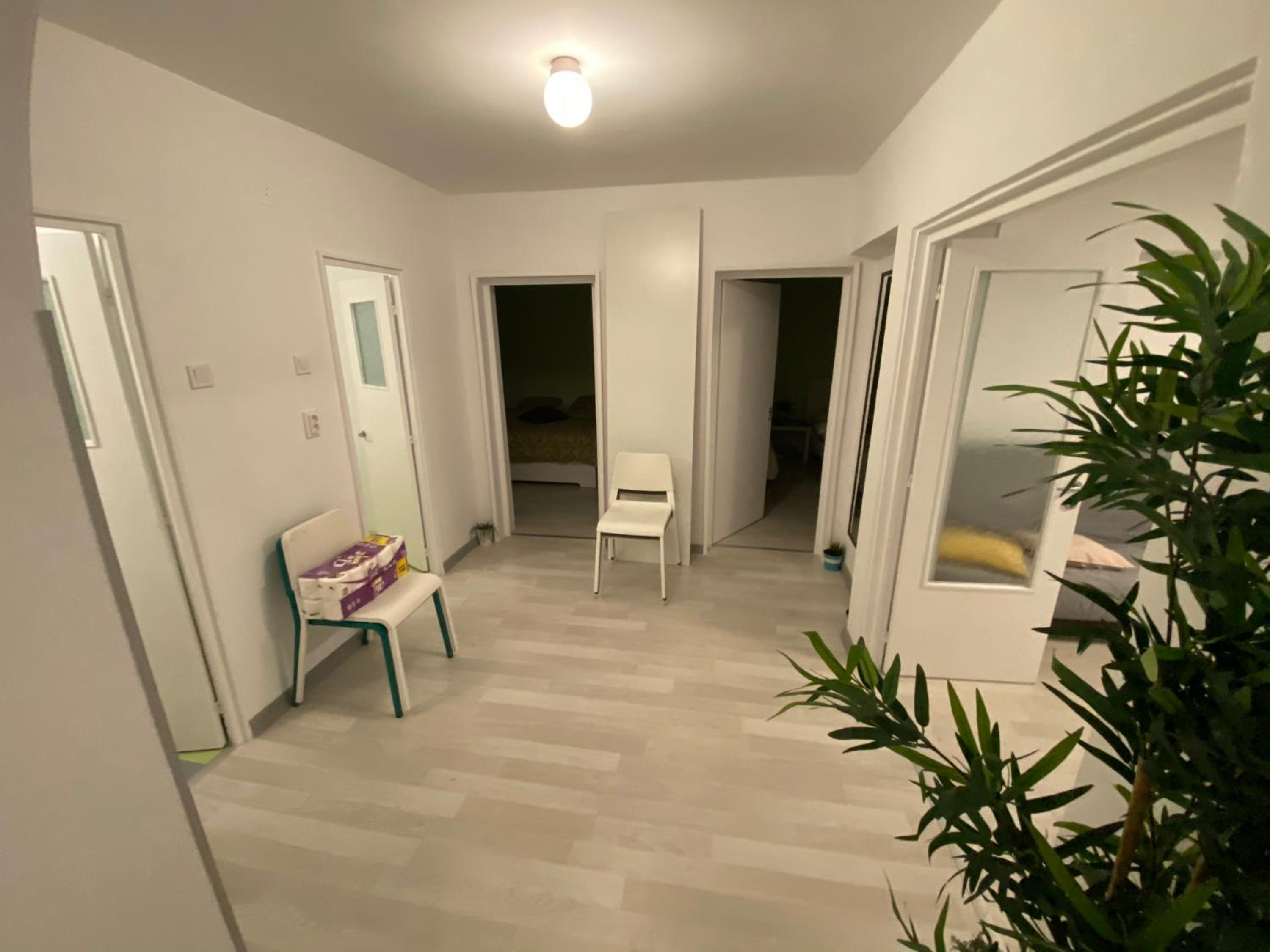 Two-Bedroom Apartment - Photo 8