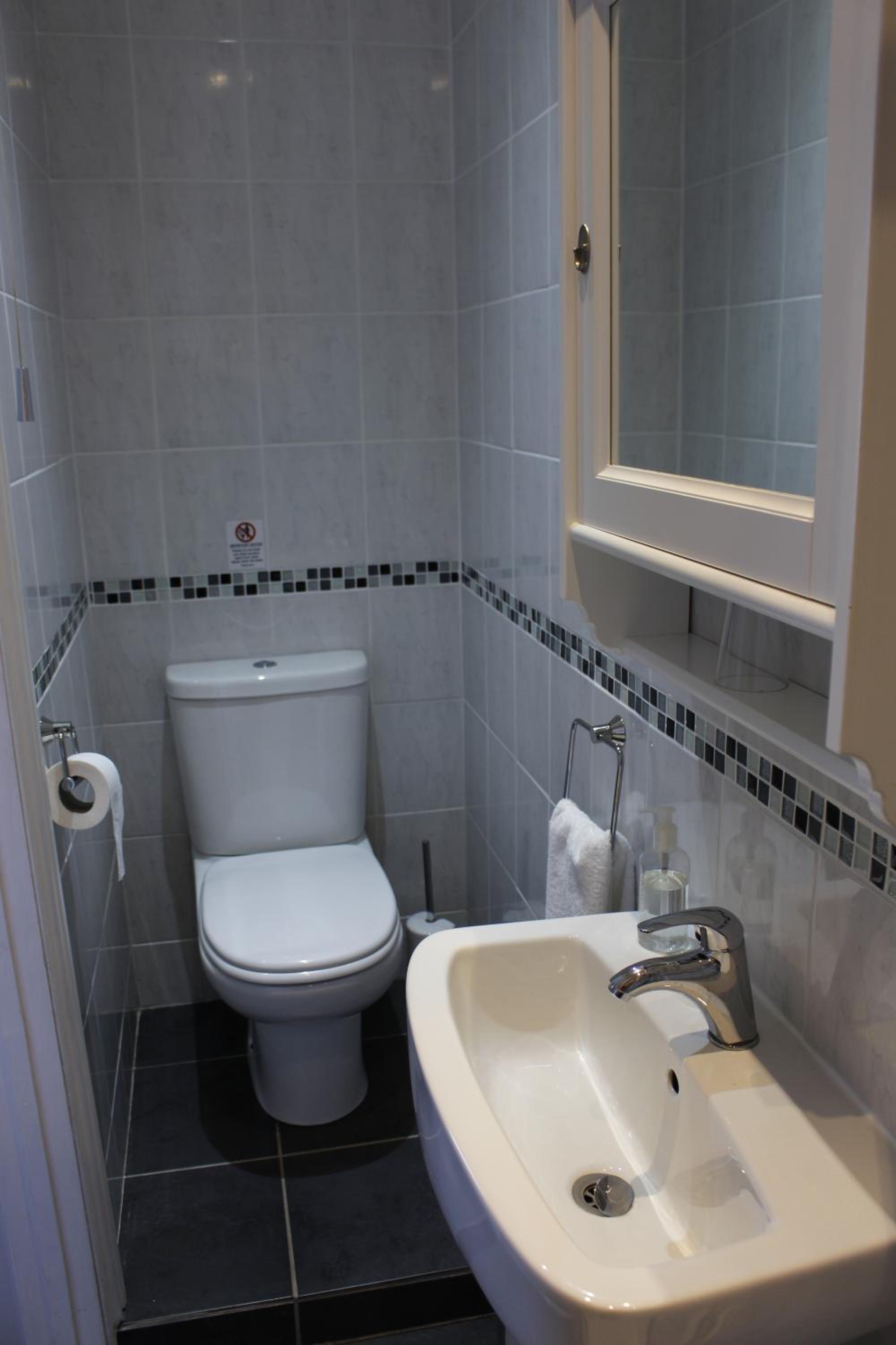 Single Room photo 2