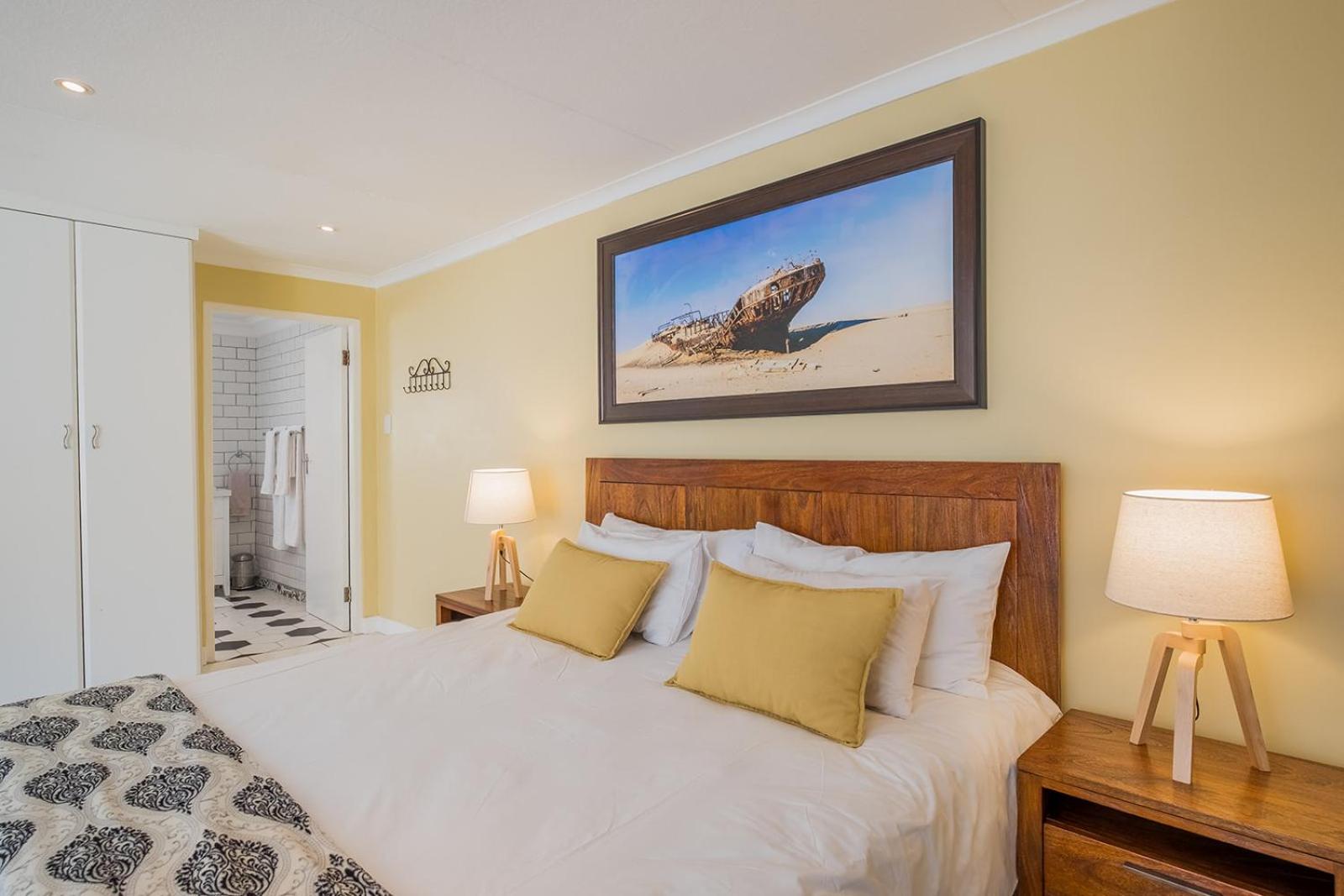 Deluxe Double Room with Bath photo 1