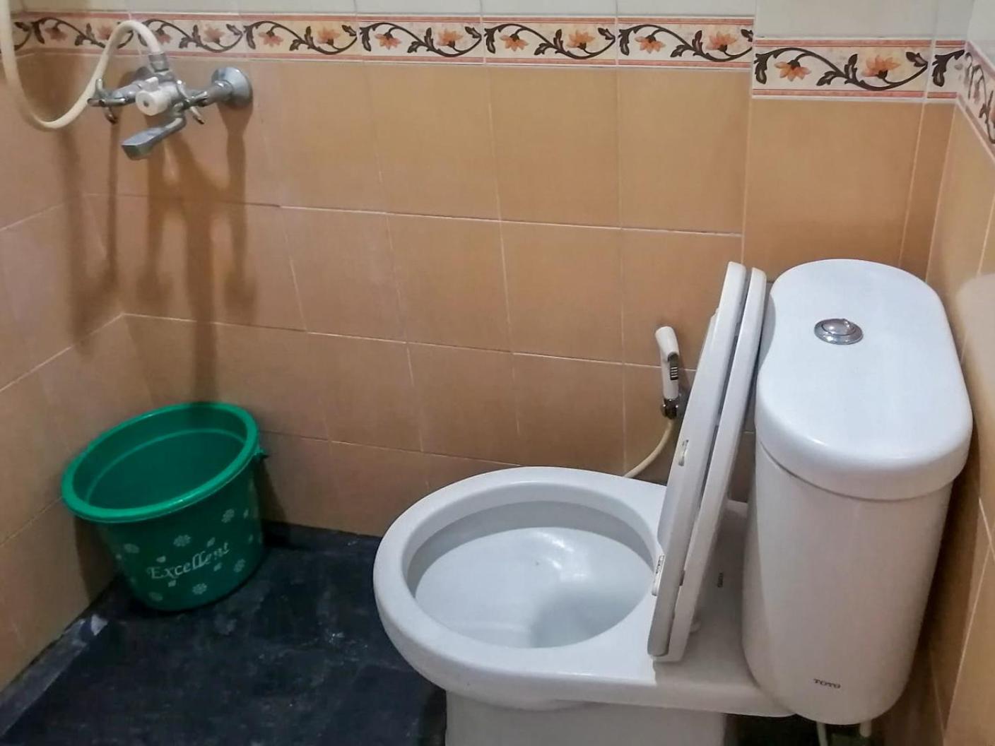 Standard Double Room - Photo 2