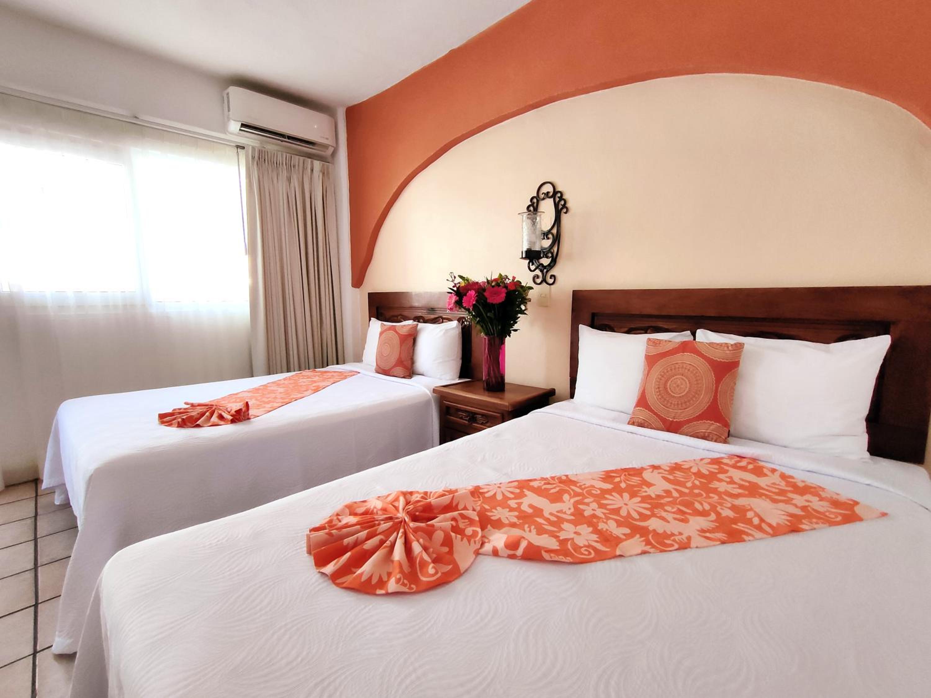 Standard Double Room with Two Double Beds - Photo 1