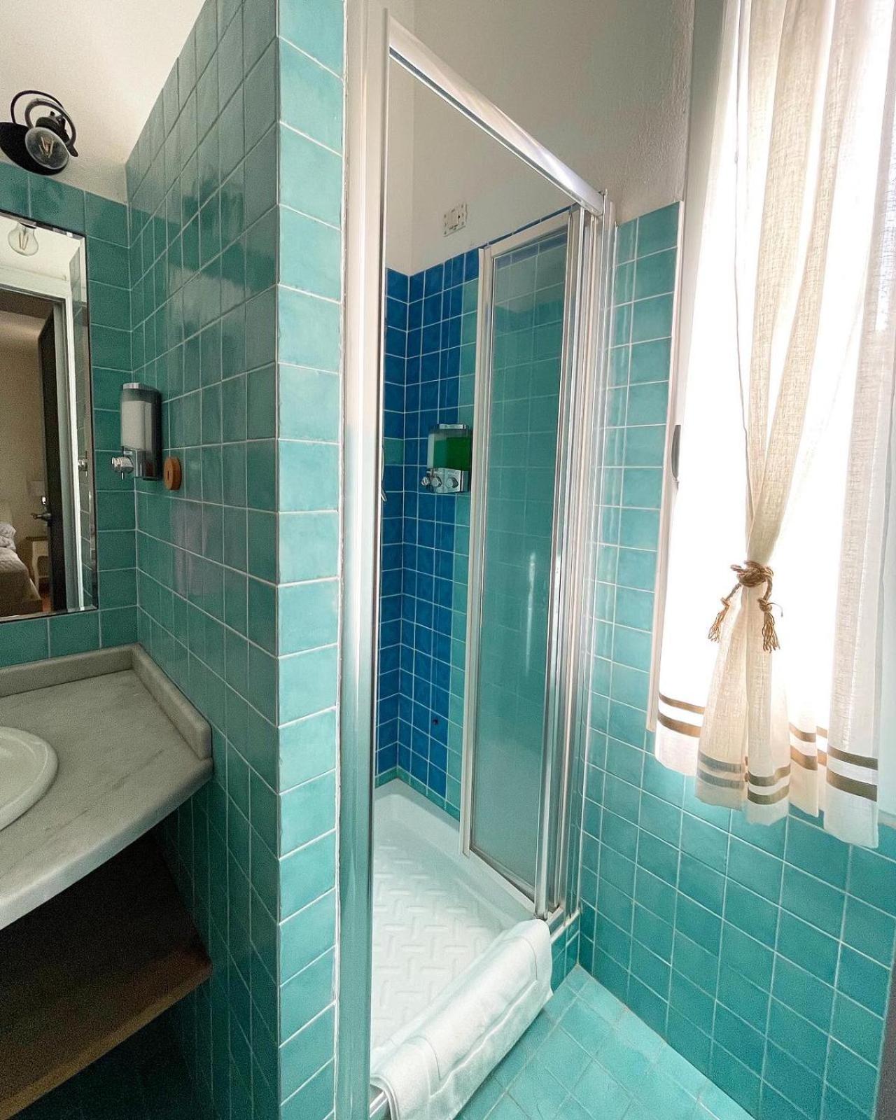 Standard Triple Room photo 2