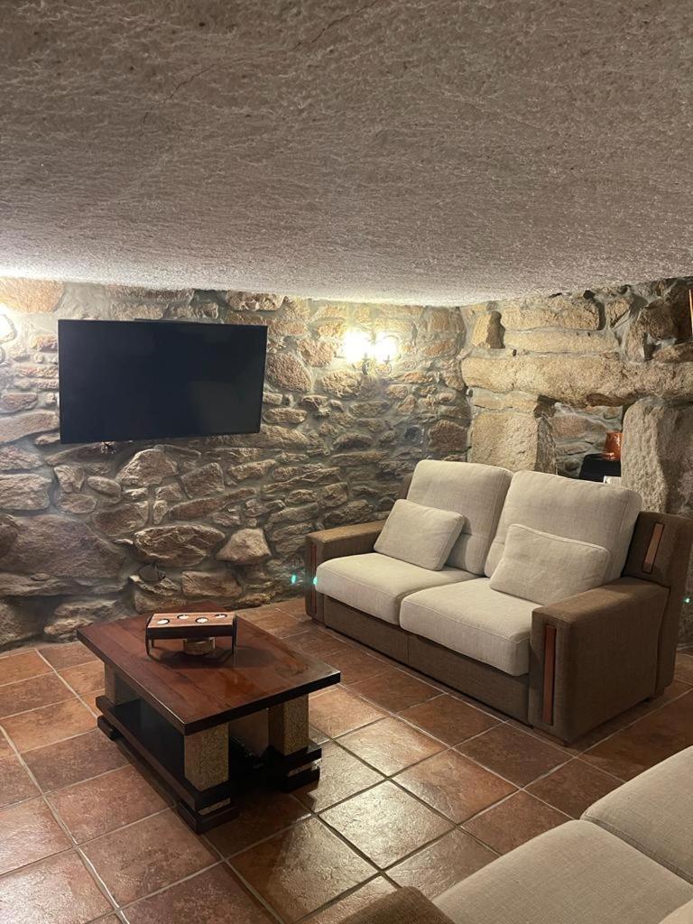 Two-Bedroom House - Photo 21