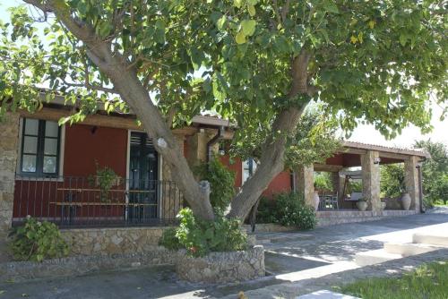Two-Bedroom Apartment (5 Adults) photo 2