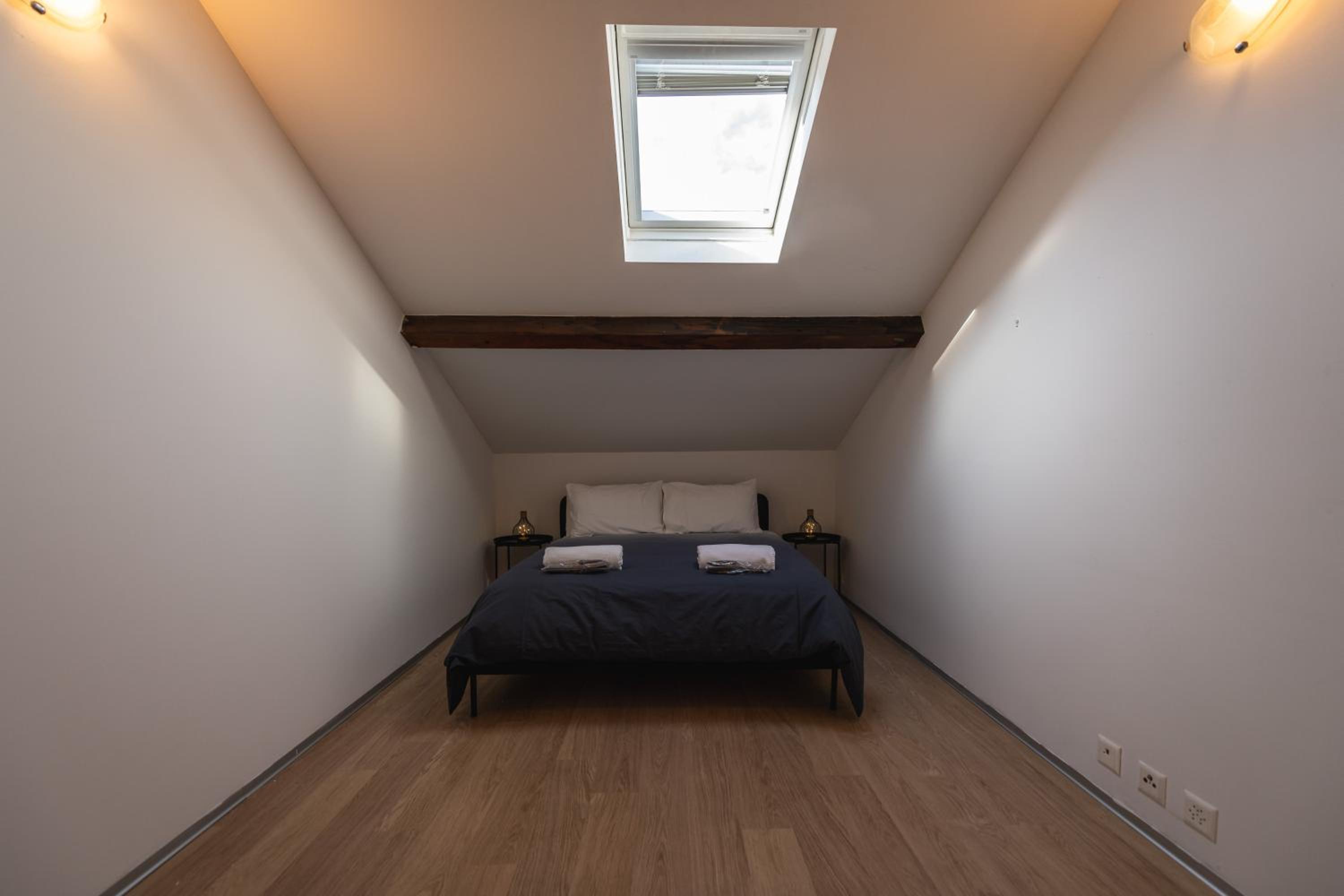 Three-Bedroom Apartment - Photo 15