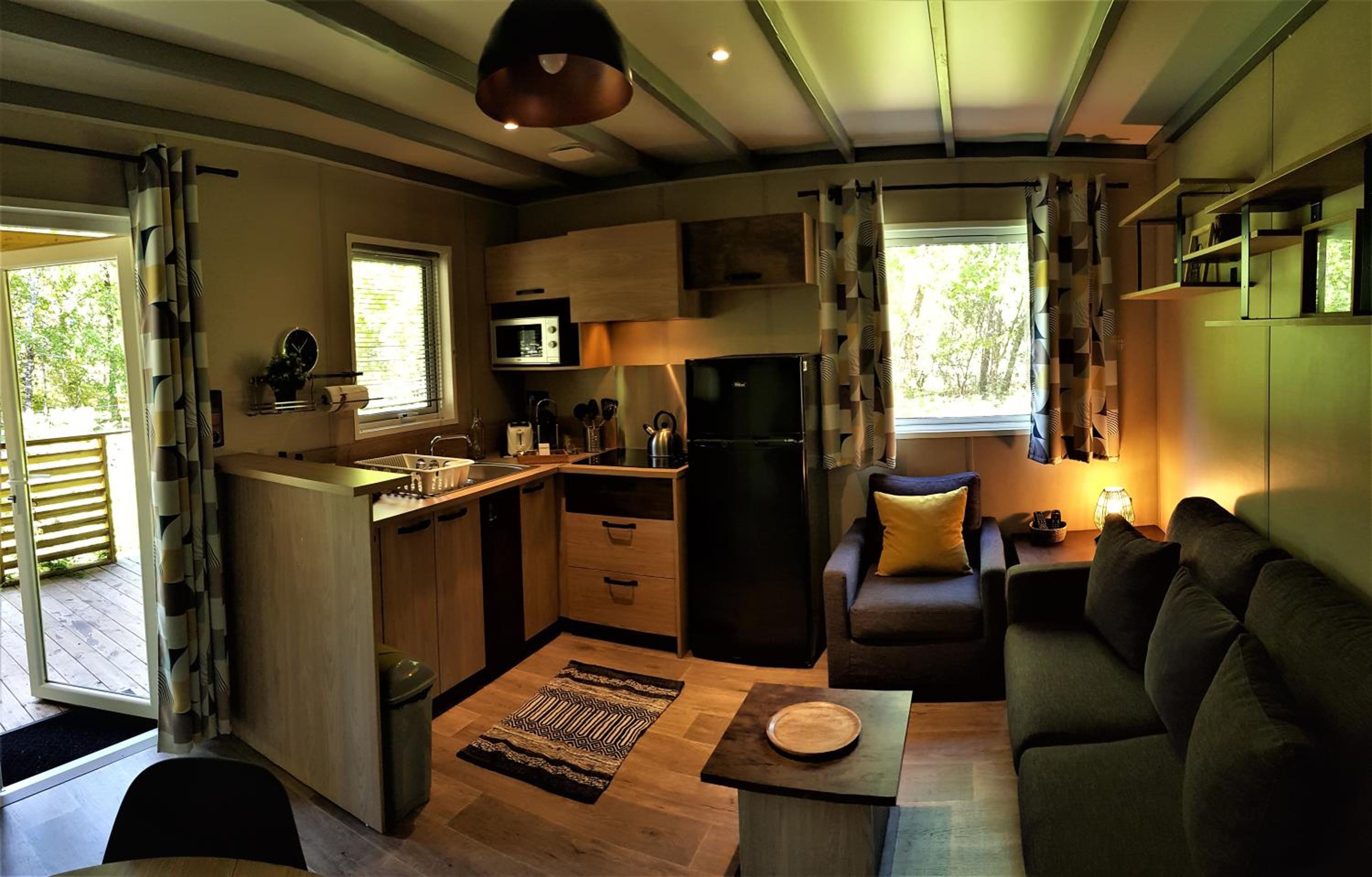 Three-Bedroom Chalet - Photo 7