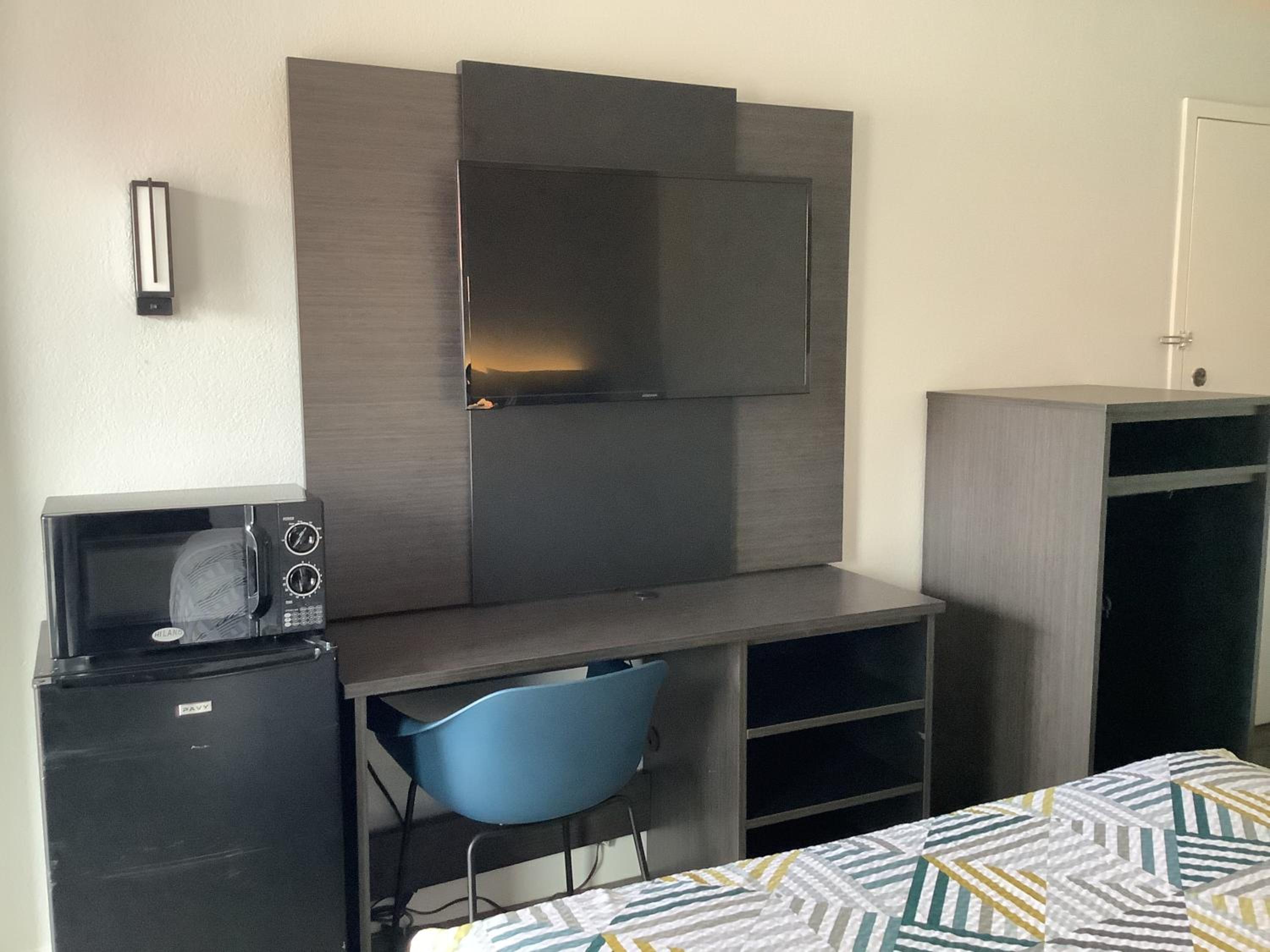Double Room - Disability Access - Non-Smoking - Photo 4