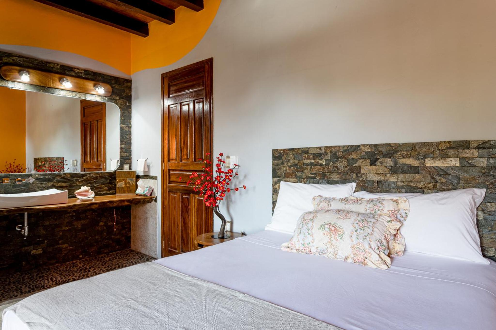 Standard Room with Fan photo 3