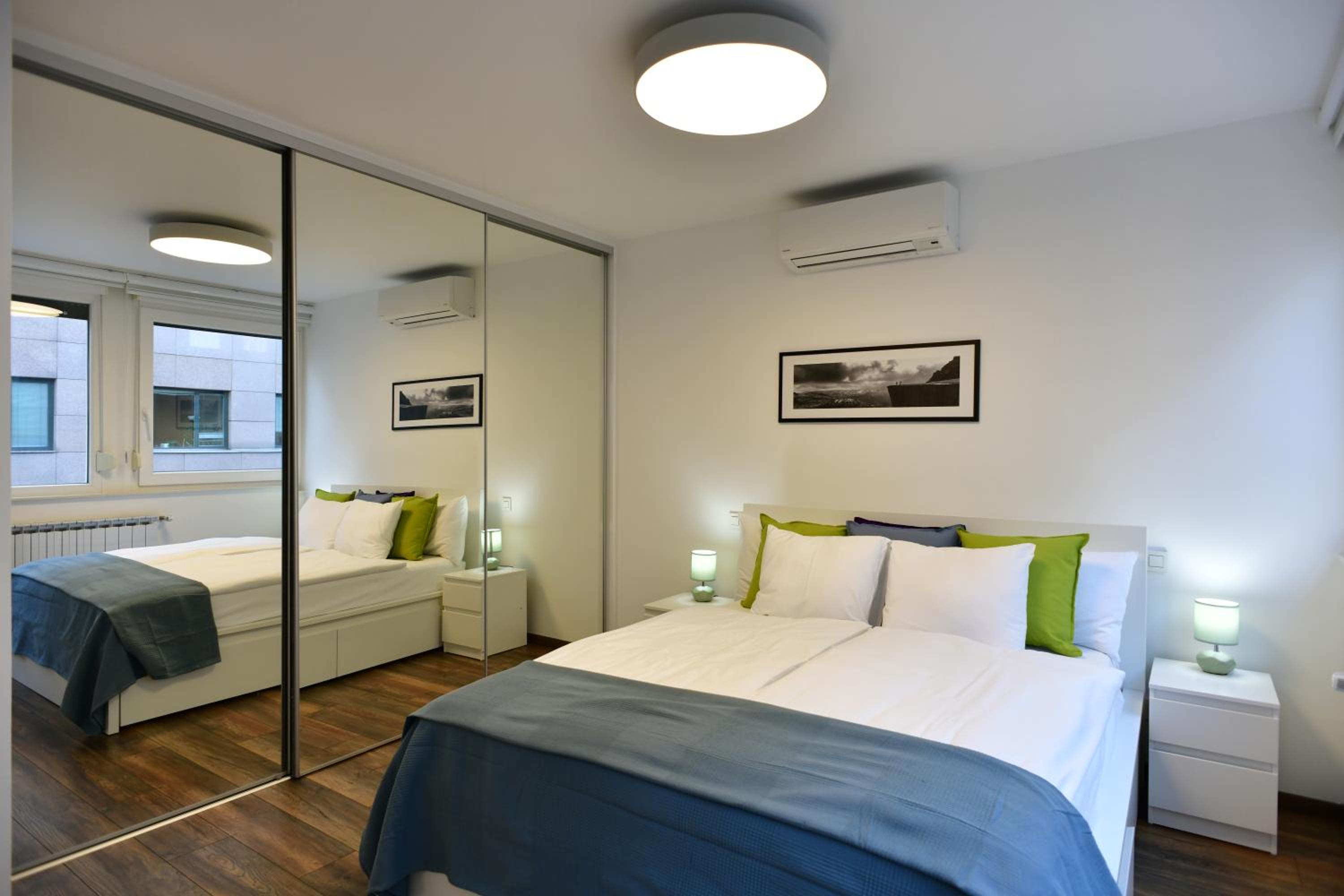 Two-Bedroom Apartment - Photo 7