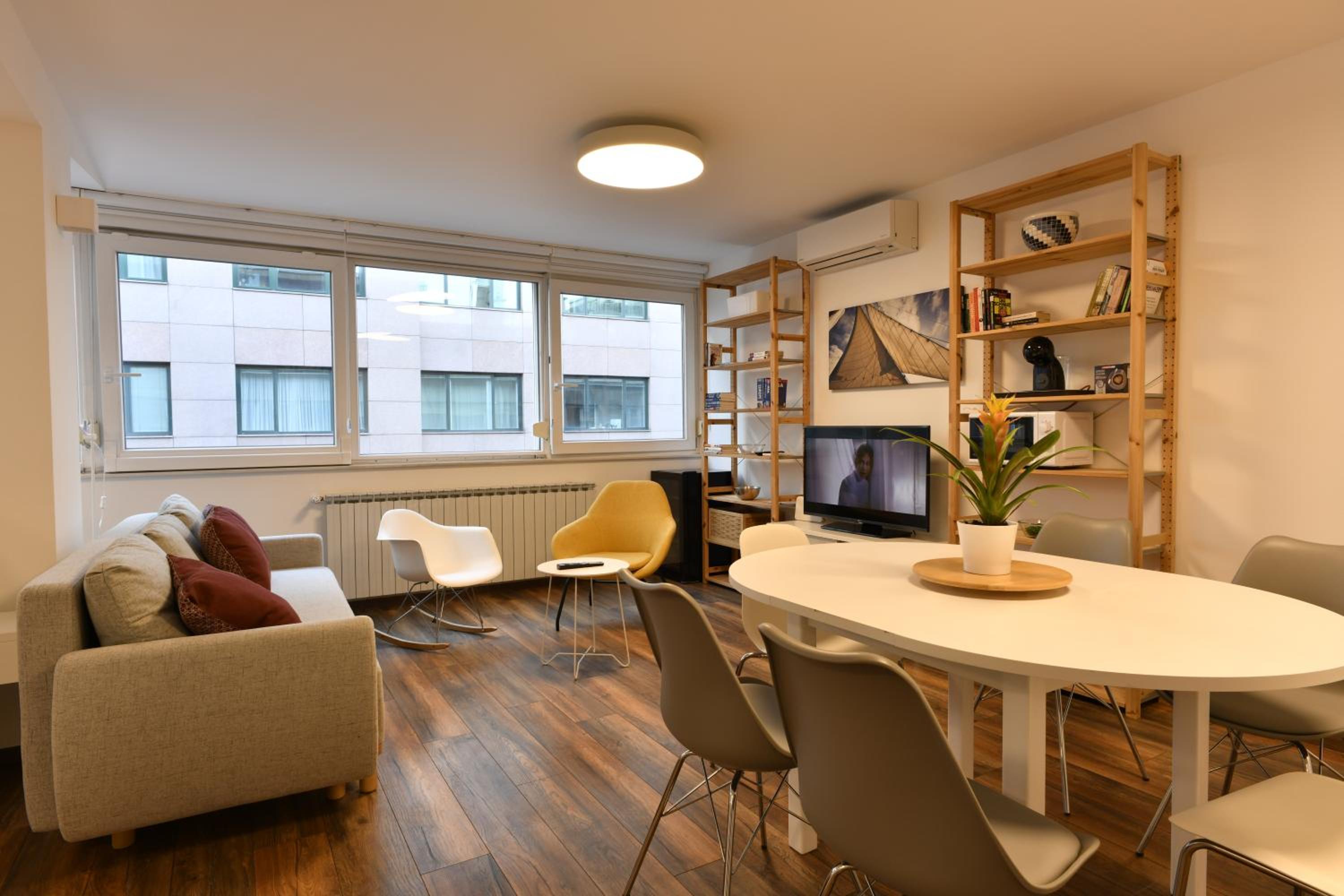 Two-Bedroom Apartment - Photo 19