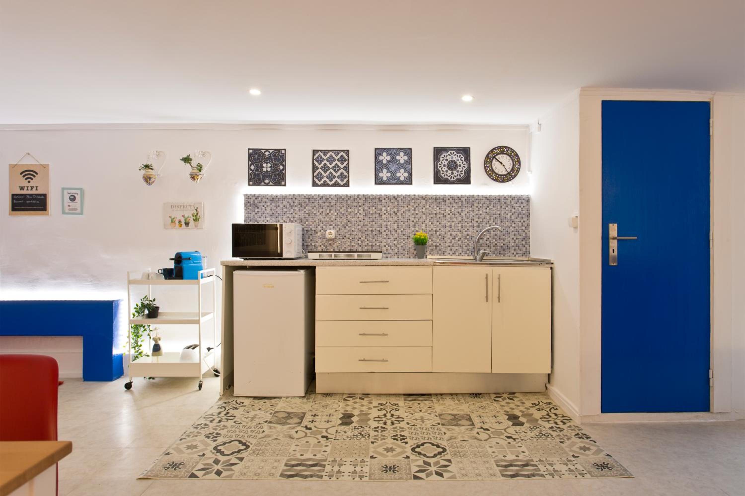 One-Bedroom Apartment - Photo 24