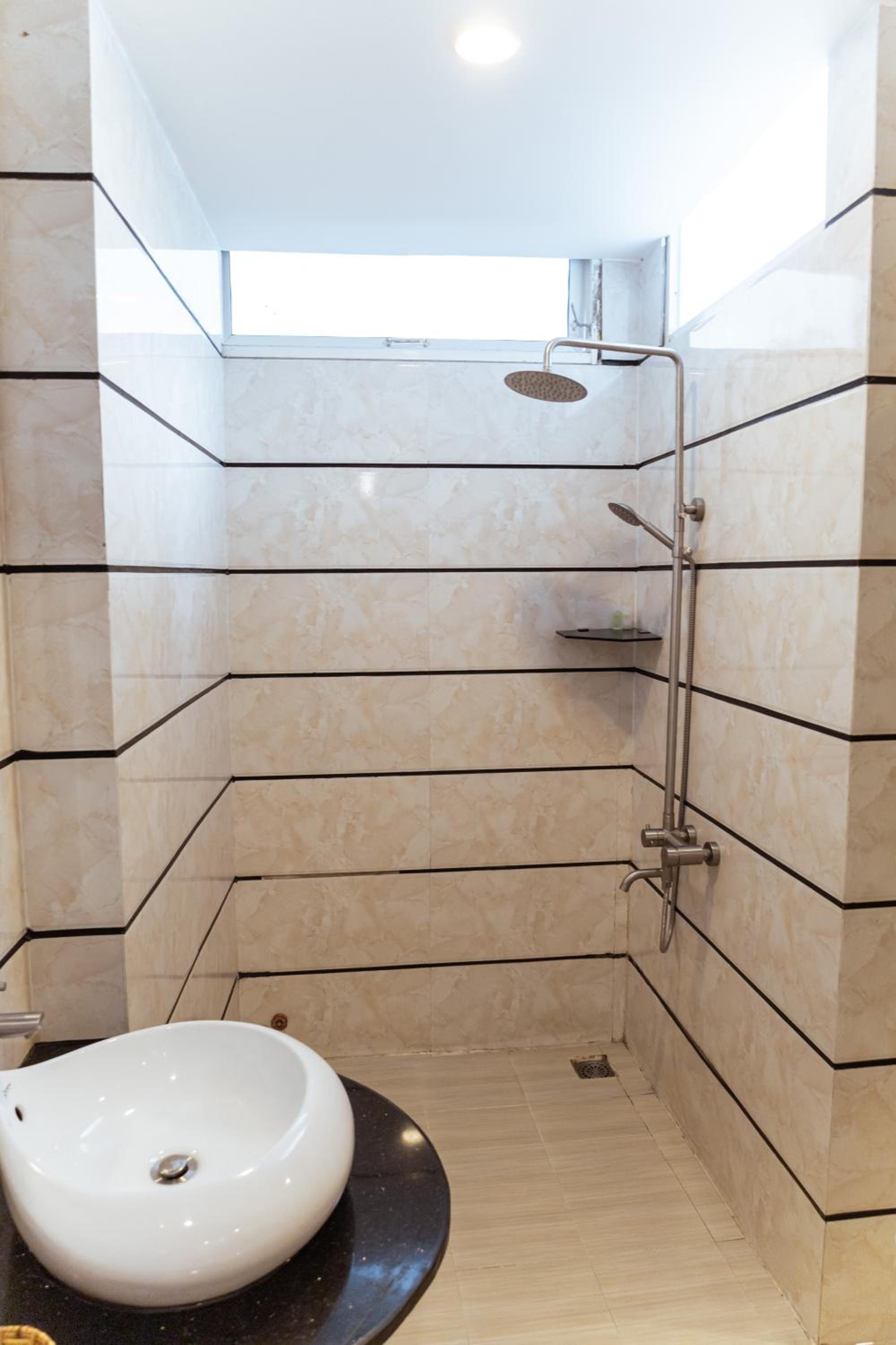 Standard Quadruple Room - Photo 4