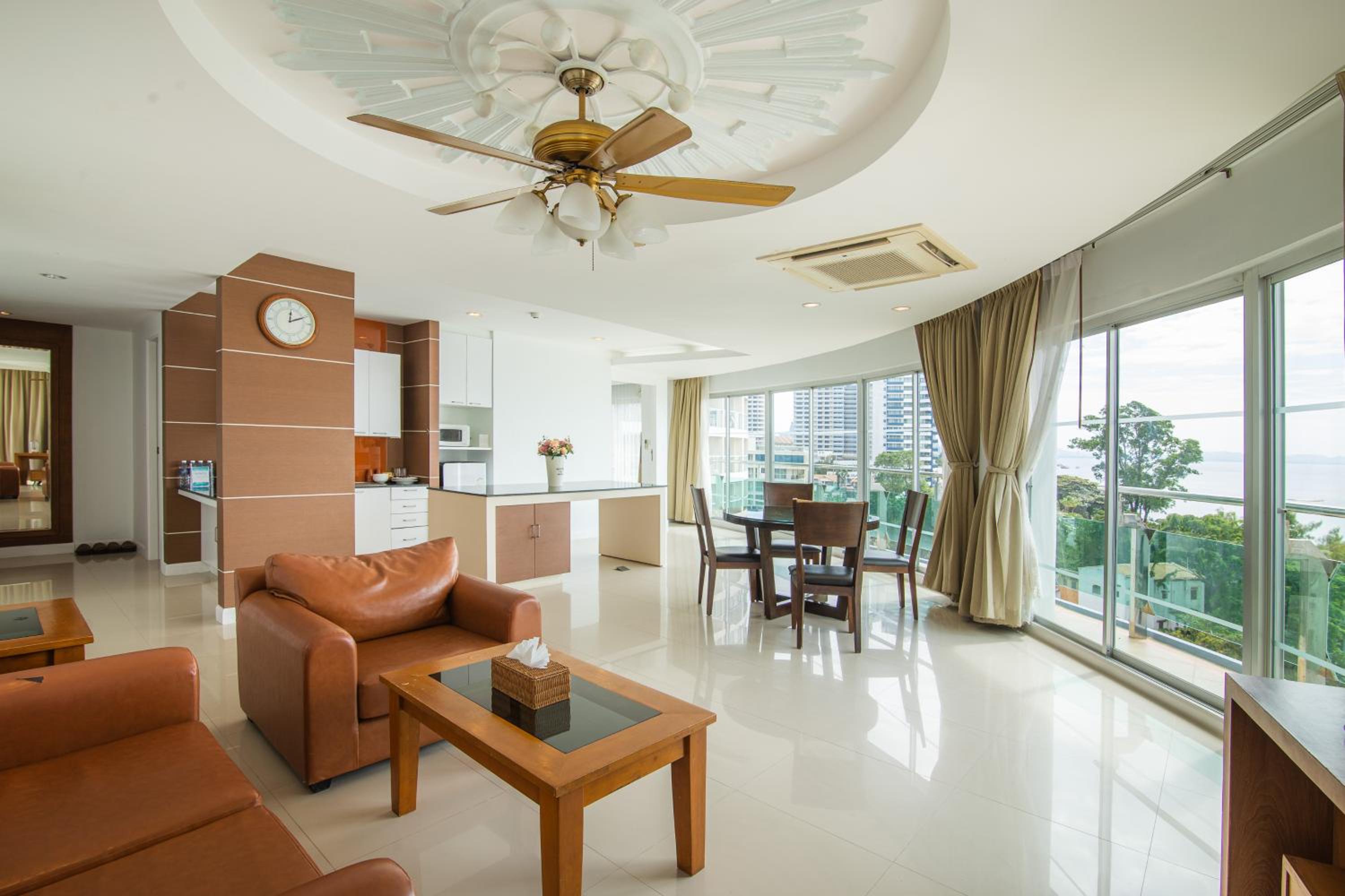 Two bedroom Panoramic Sea View - Photo 9