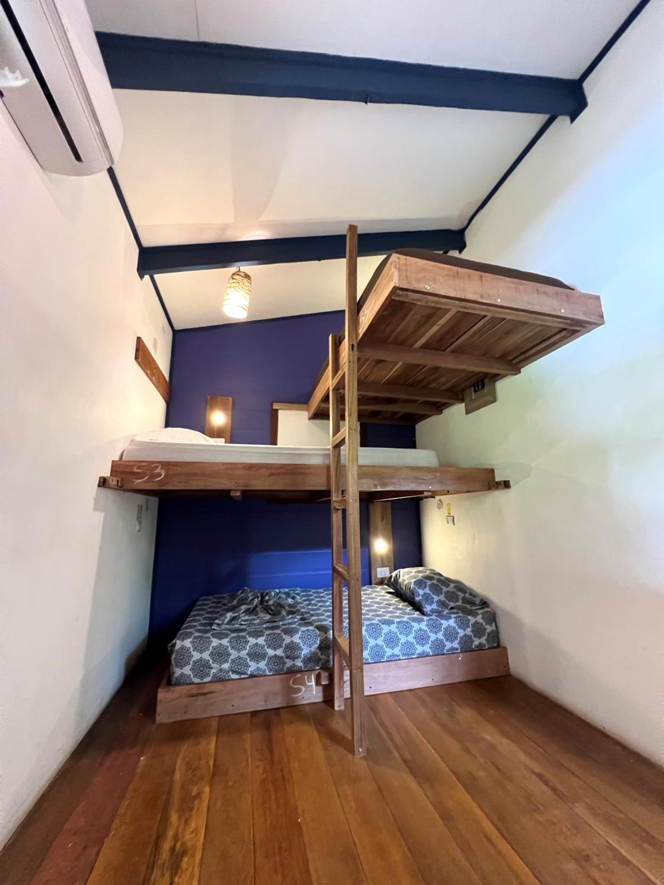Etagenbett im gemischten Schlafsaal-Zimmer