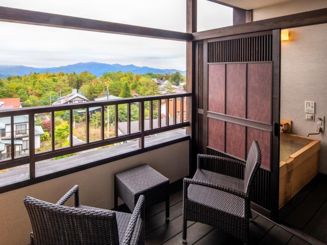 Deluxe Twin Room with Open-Air Bath - Photo 10
