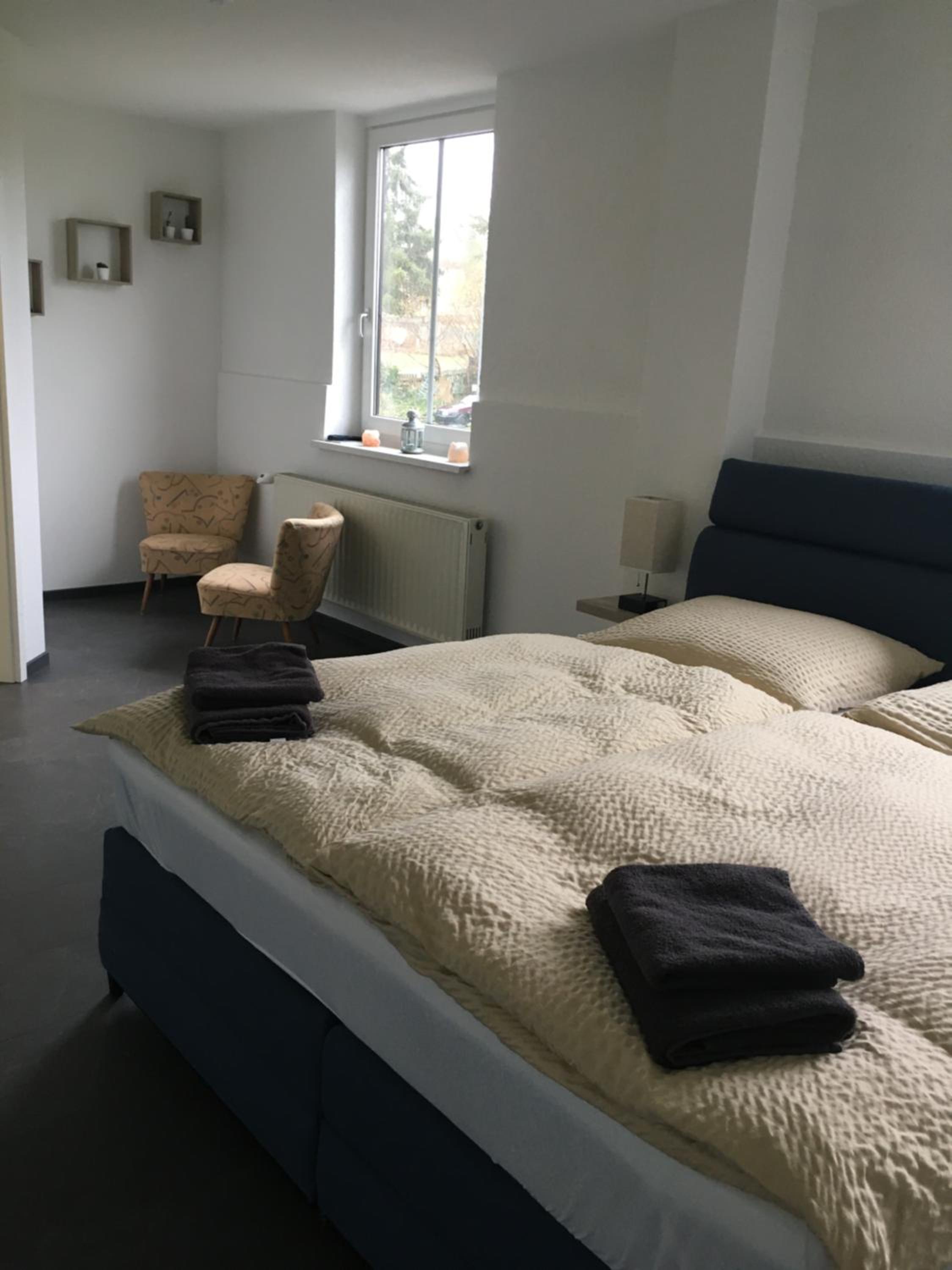 Budget Double Room - Photo 6