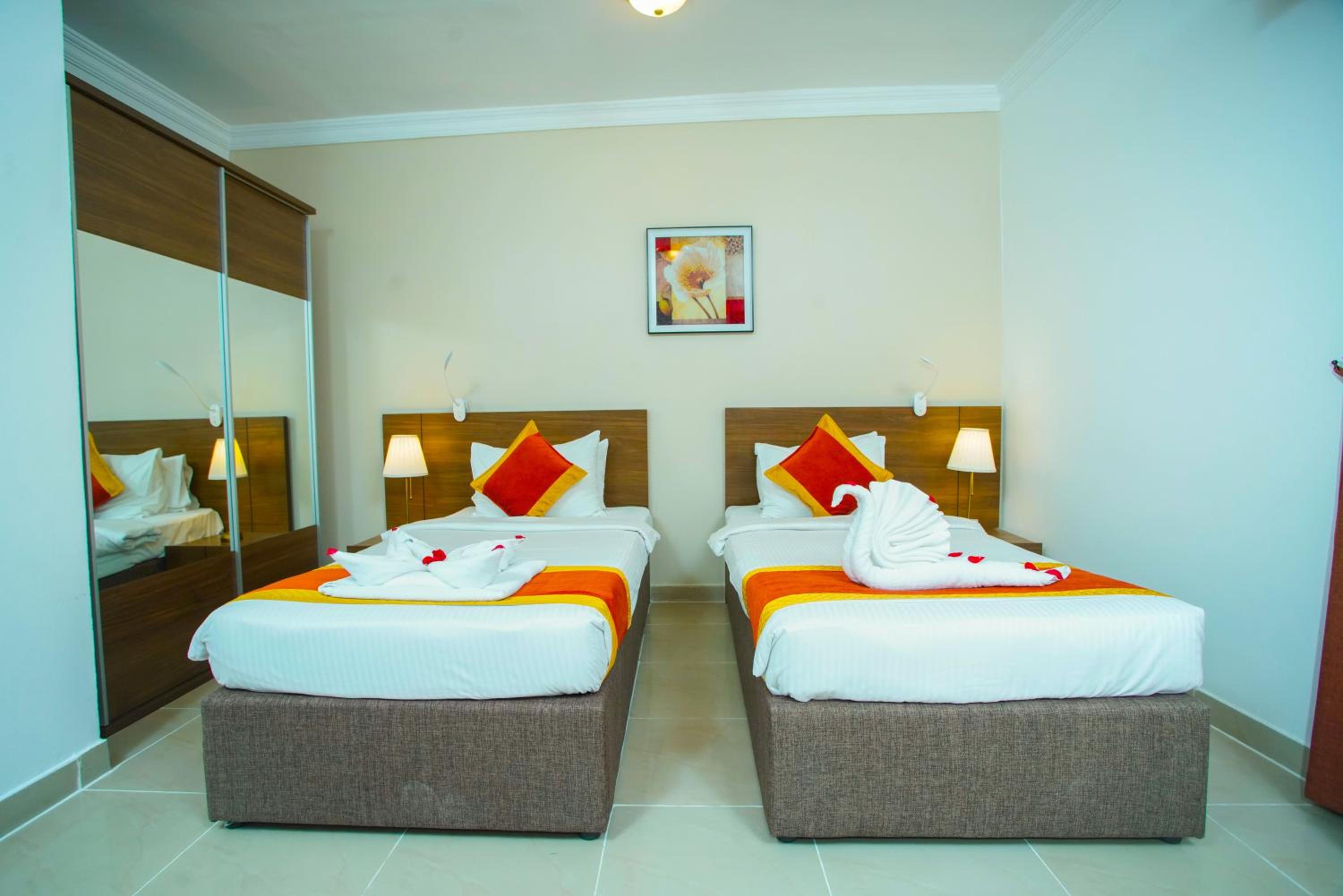 Deluxe Double Or Twin Room - Photo 1