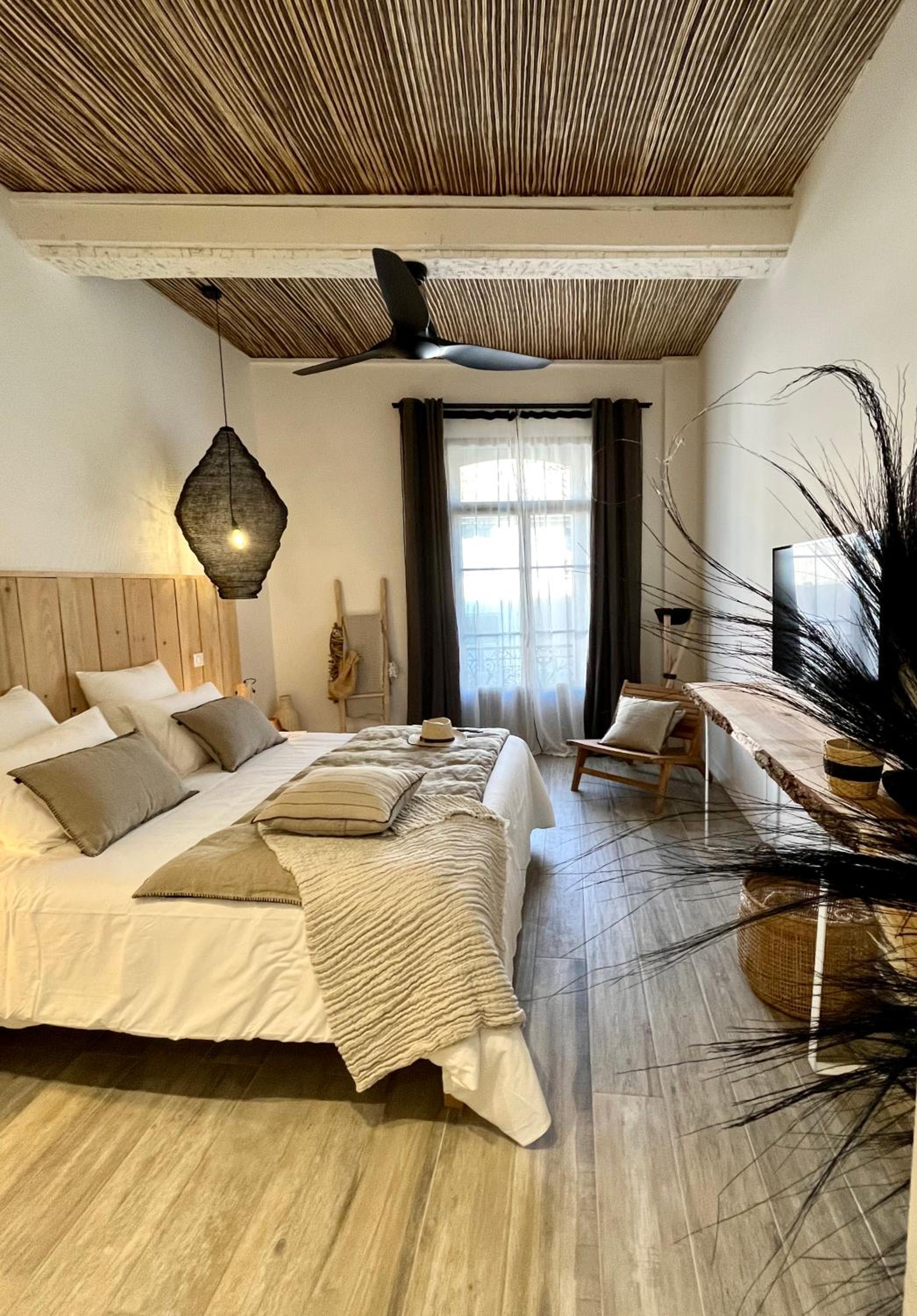 Superior Queen Room with Two Queen Beds - Photo 1