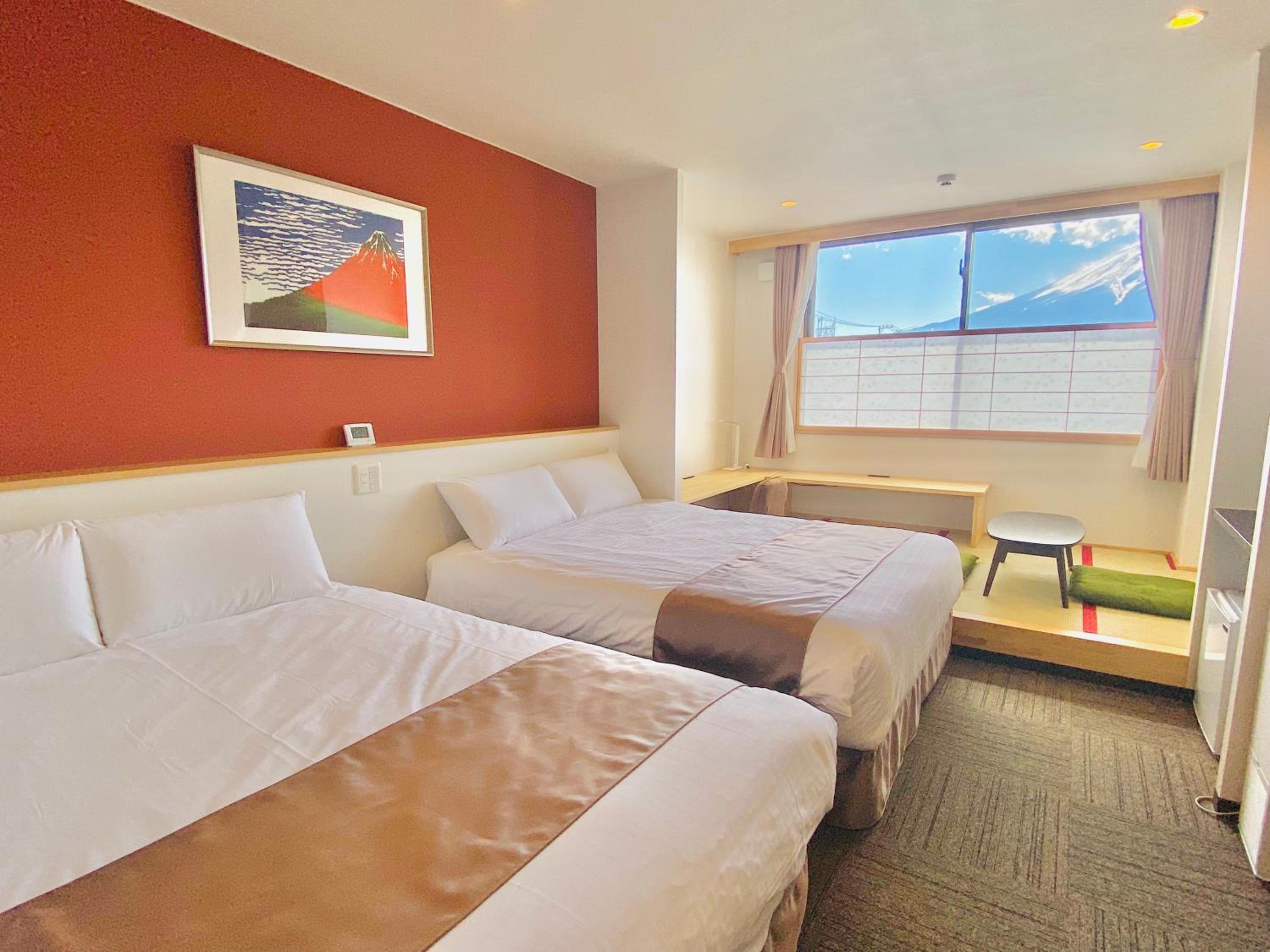 Twin Room with Mountain View - Photo 1