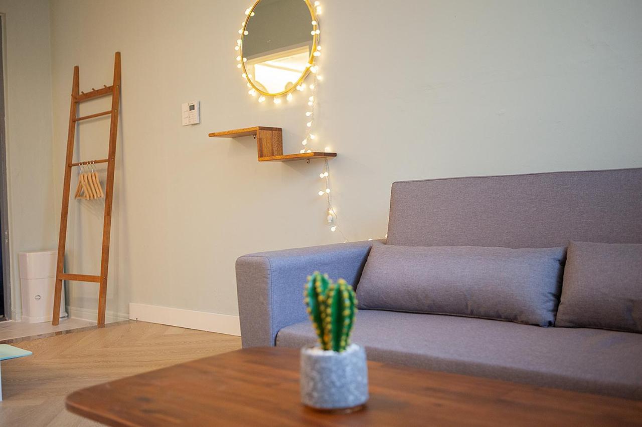Double Room with Private Bathroom - Photo 8
