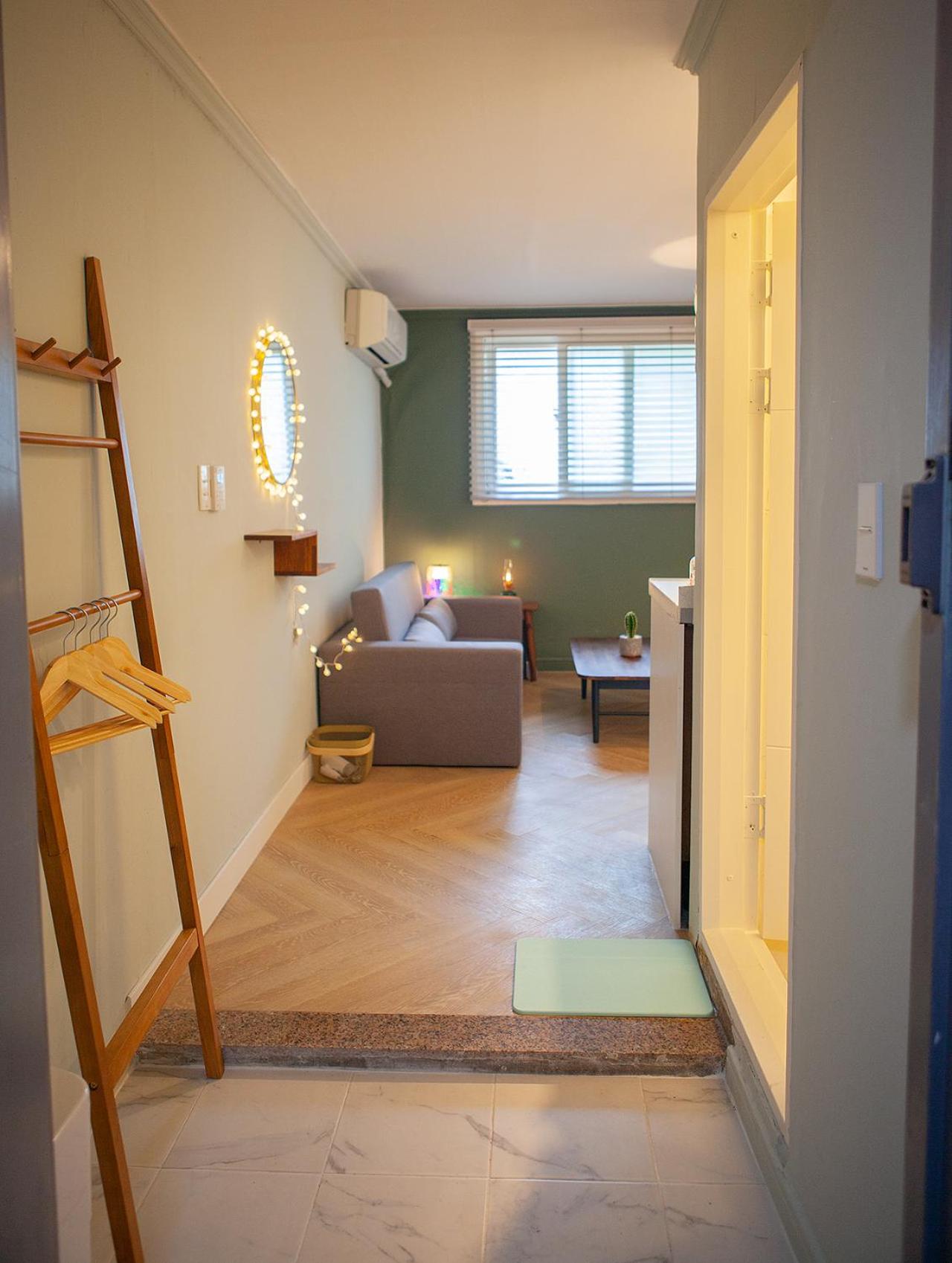 Double Room with Private Bathroom - Photo 5