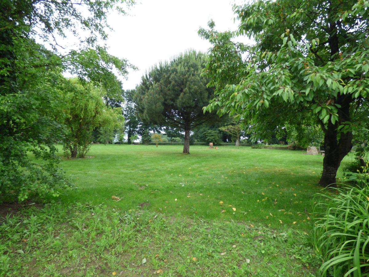 Double Room with Garden View - Photo 2