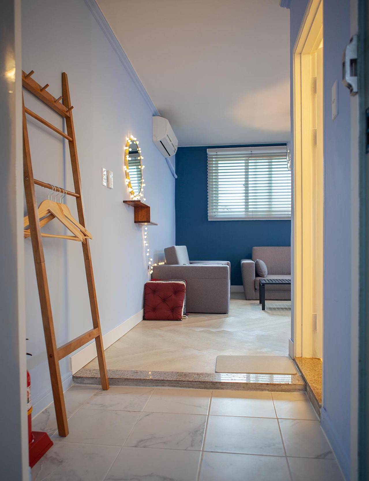 One-Bedroom Apartment - Photo 18