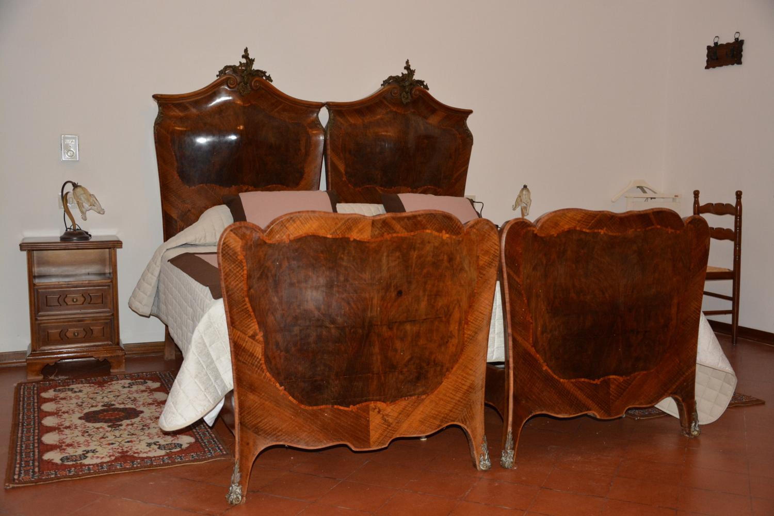 Executive Suite - Photo 3