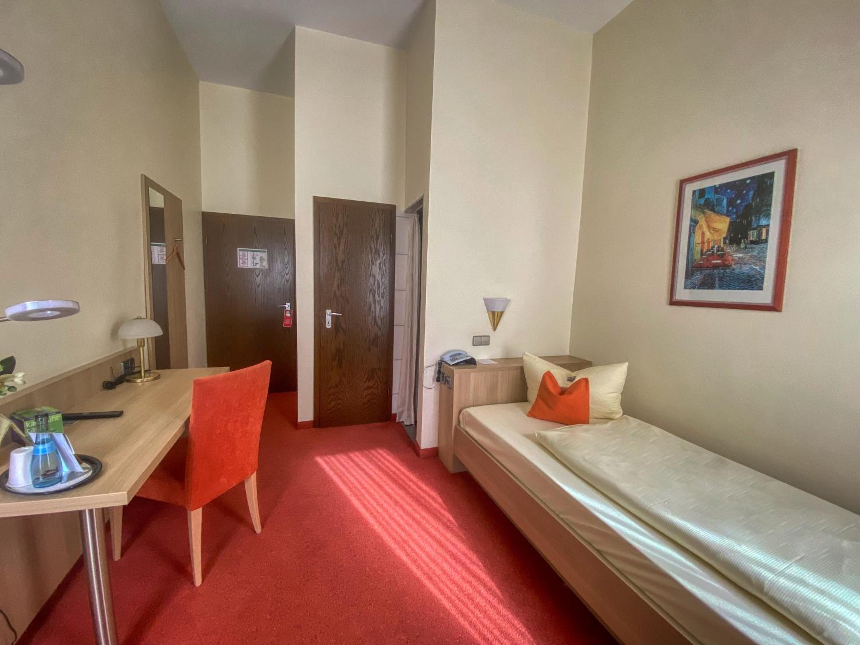 Economy Single Room photo 1