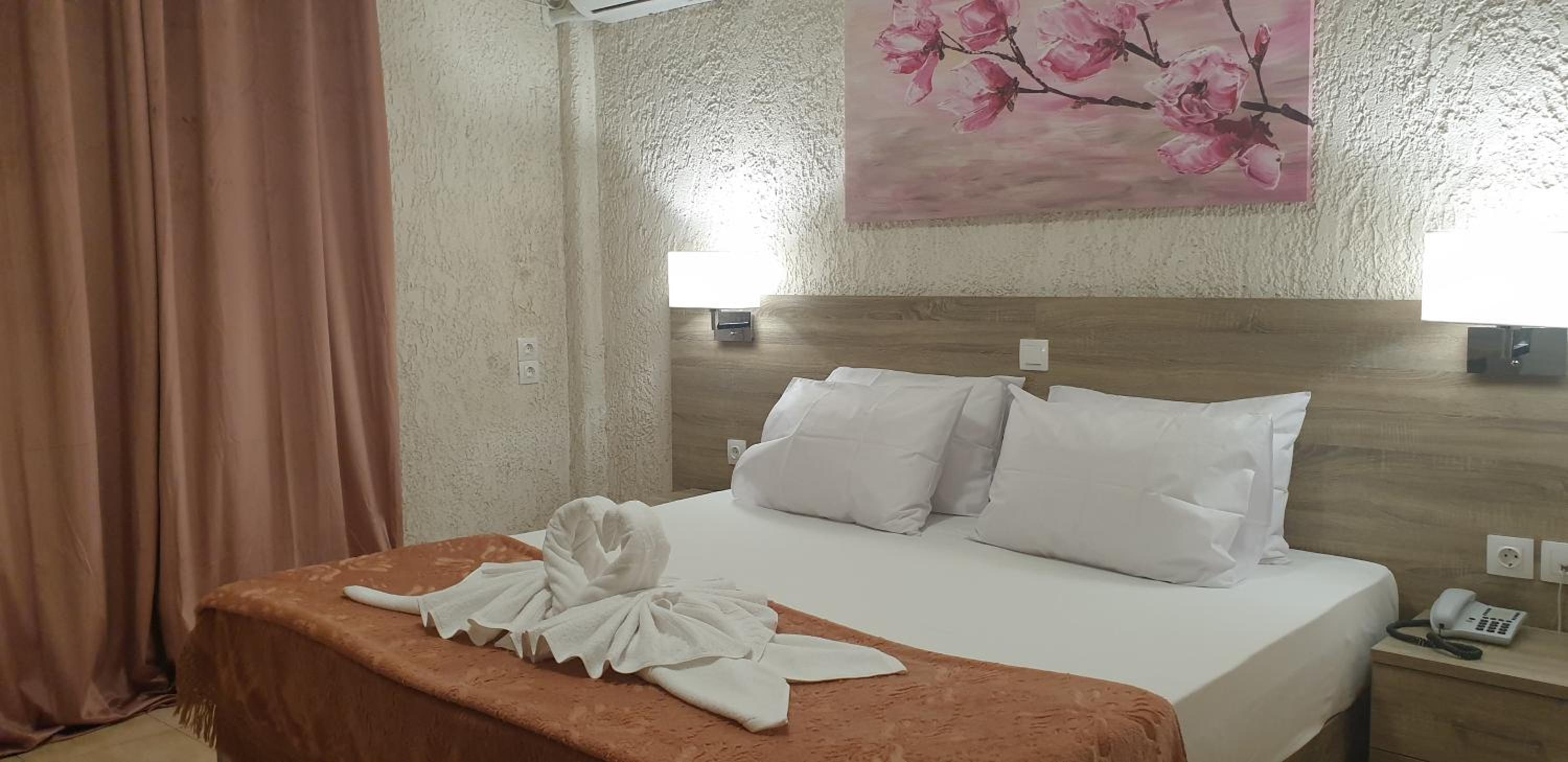 Twin Room - Photo 7
