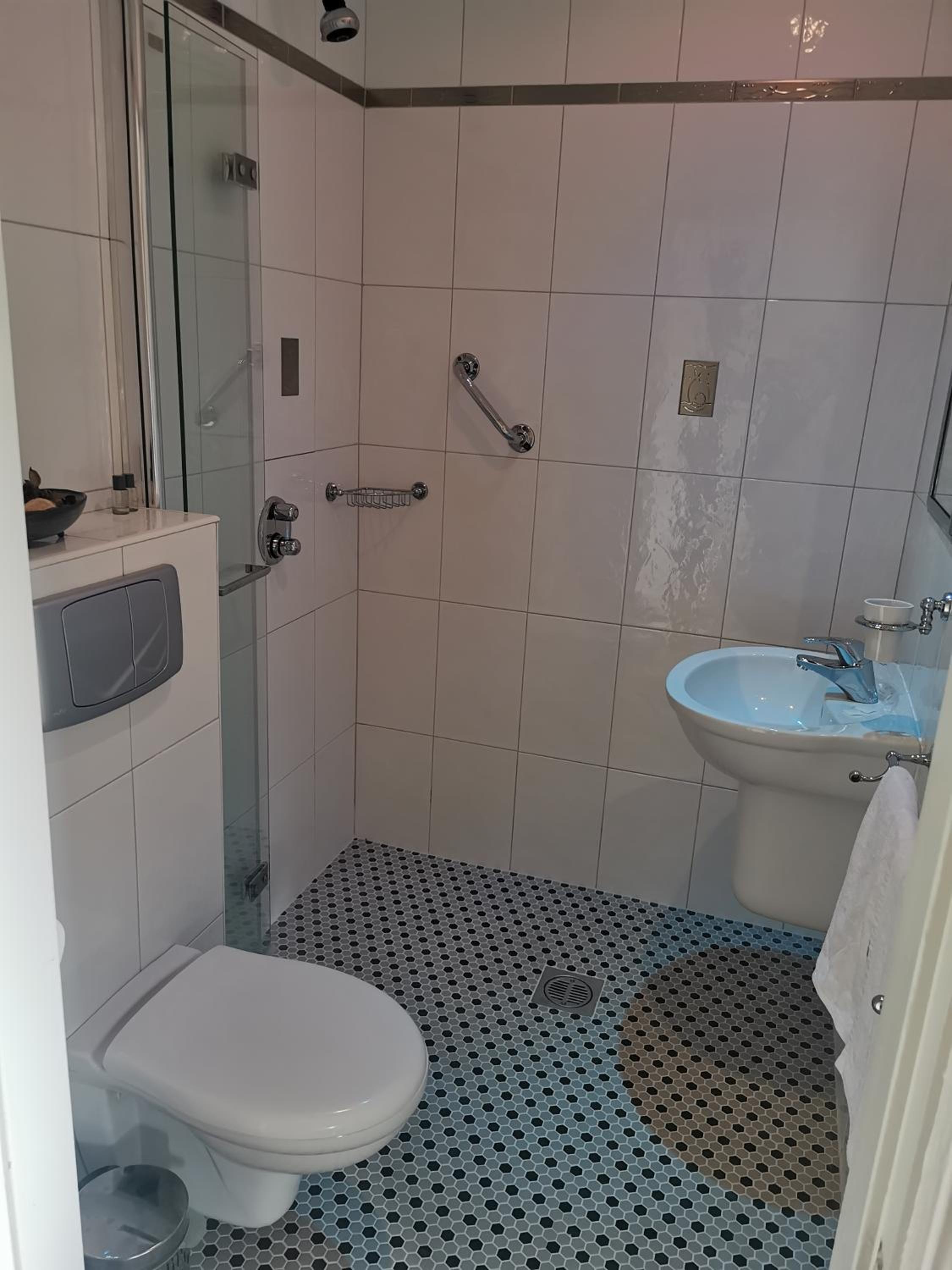Triple Room with Garden View - Photo 1
