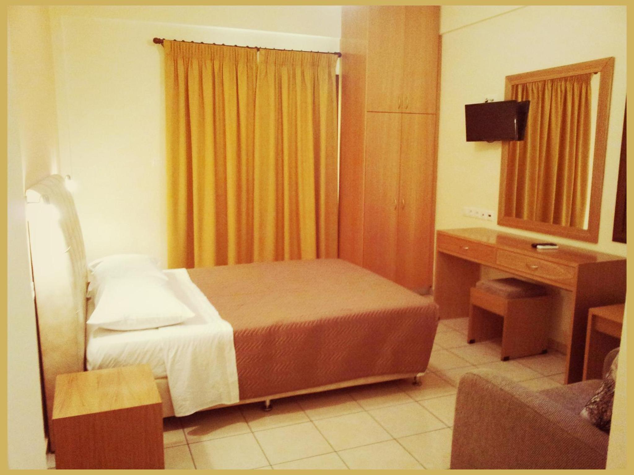 Studio with Sea View (2 Adults) photo 2
