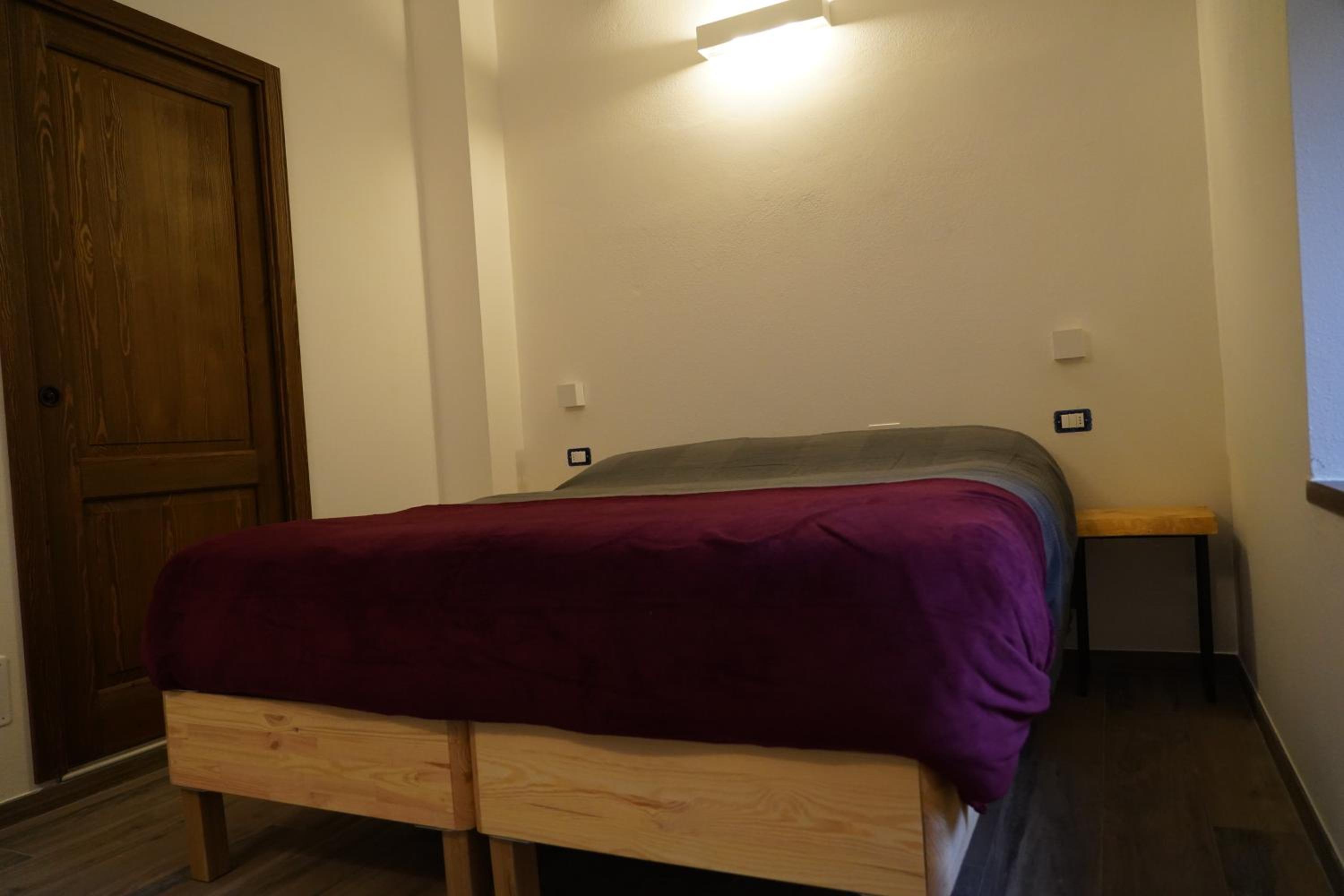 Double Room with Private Bathroom photo 1