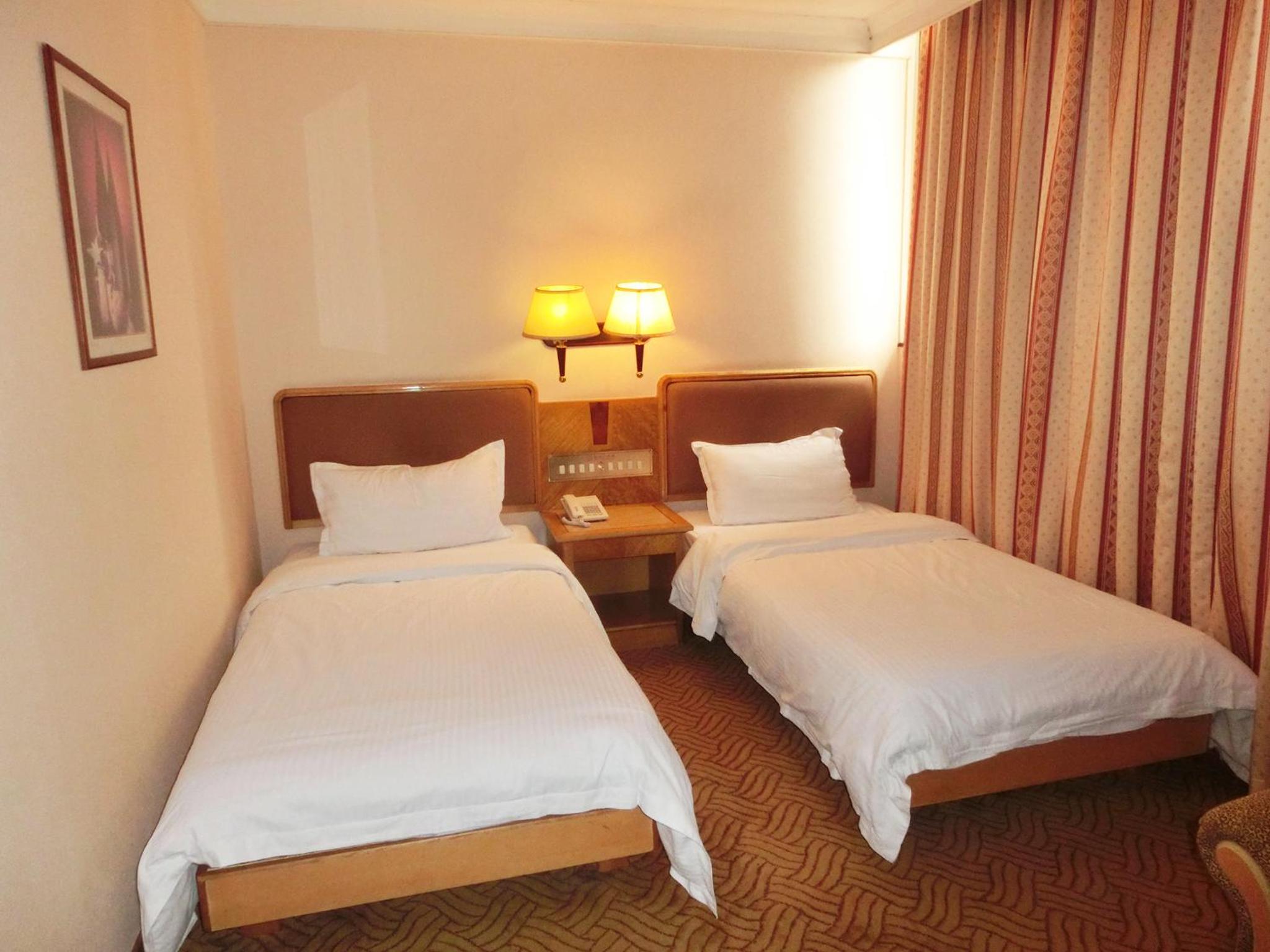 Standard Twin Room photo 1