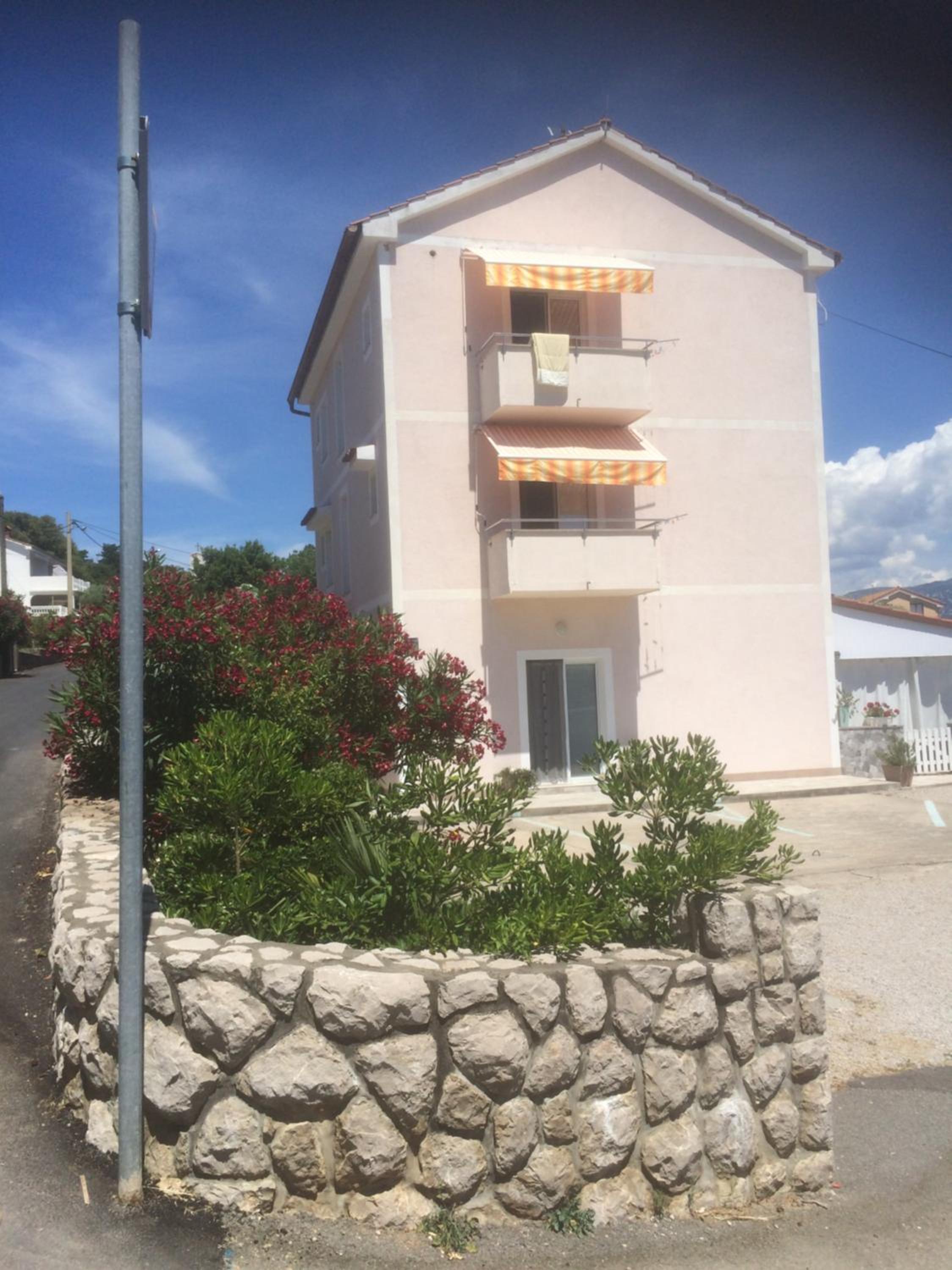 Studio with Terrace photo 2