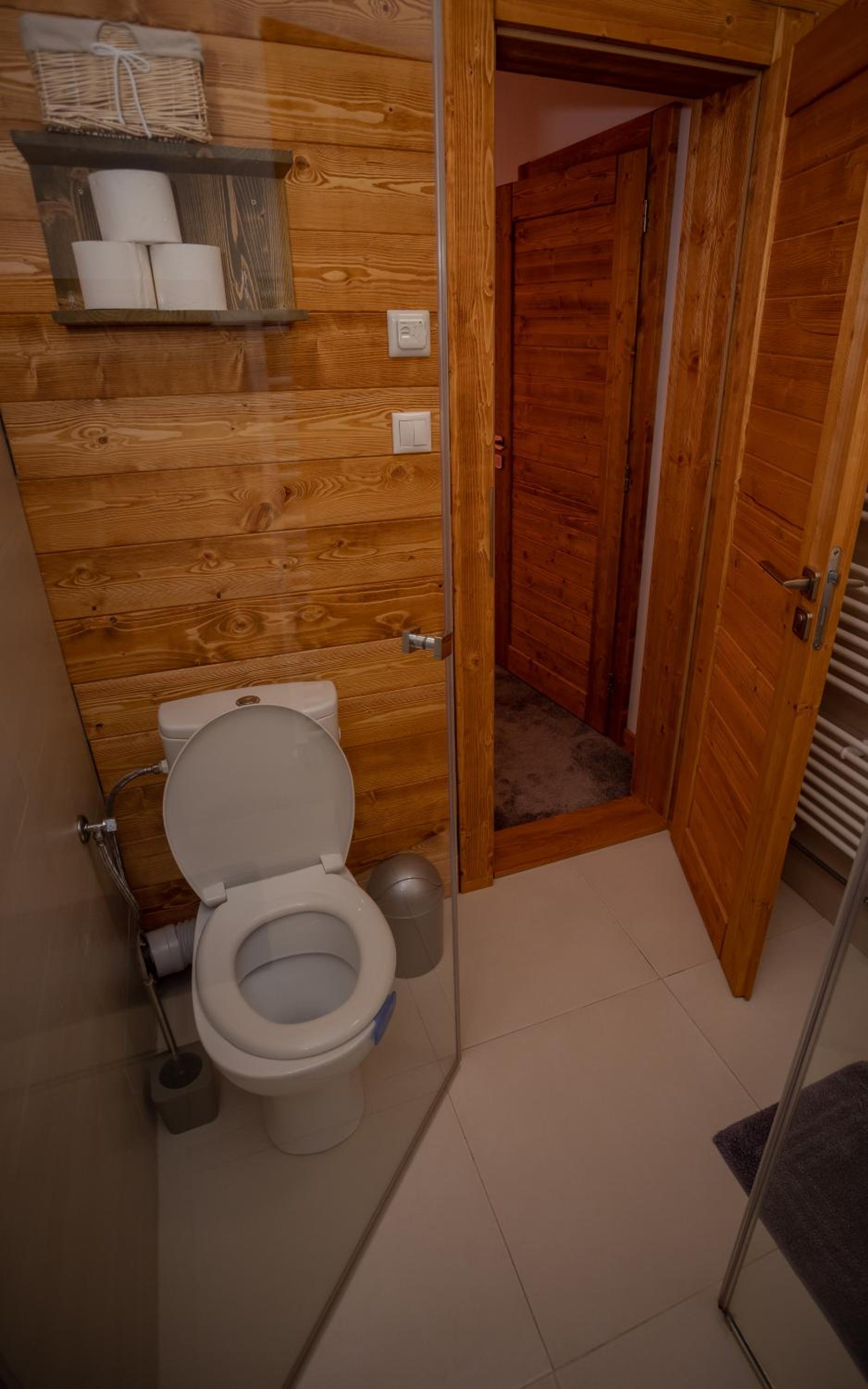 Deluxe Double Room - Photo 7