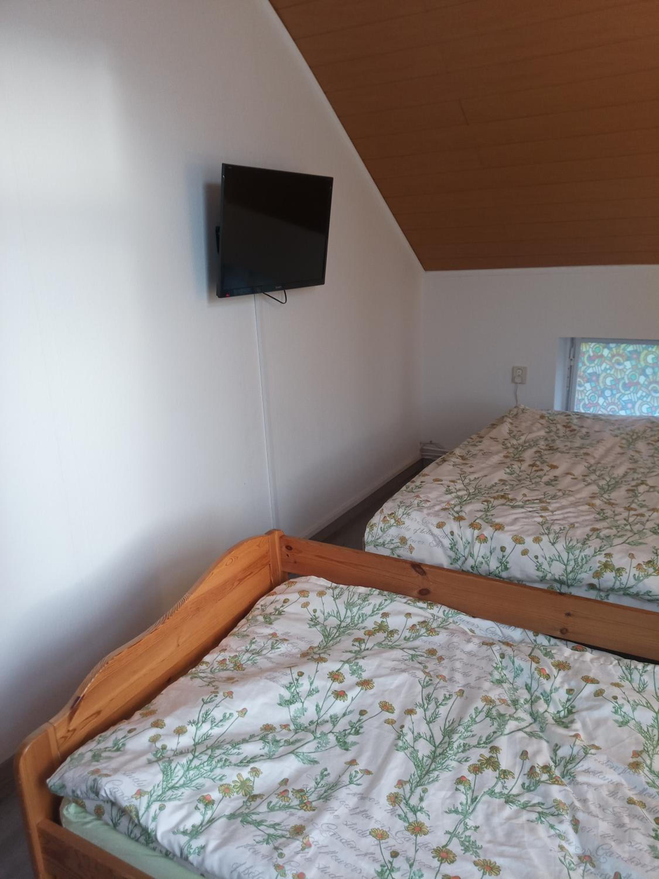 Two-Bedroom Apartment - Photo 3